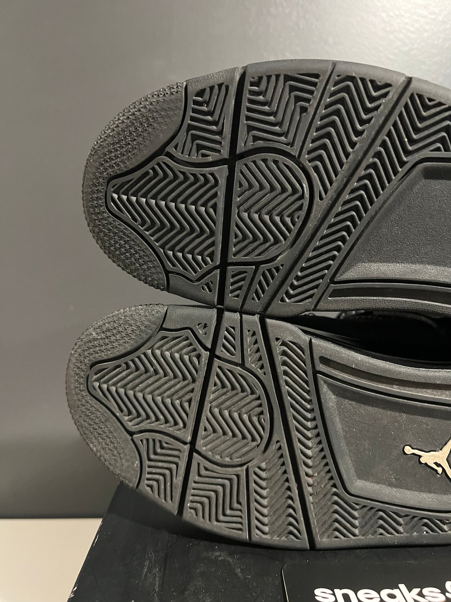 USED Air Jordan 4 Retro Black Cat 2020 CU1110-010 SIZE 7.5M OG ALL AG25-132