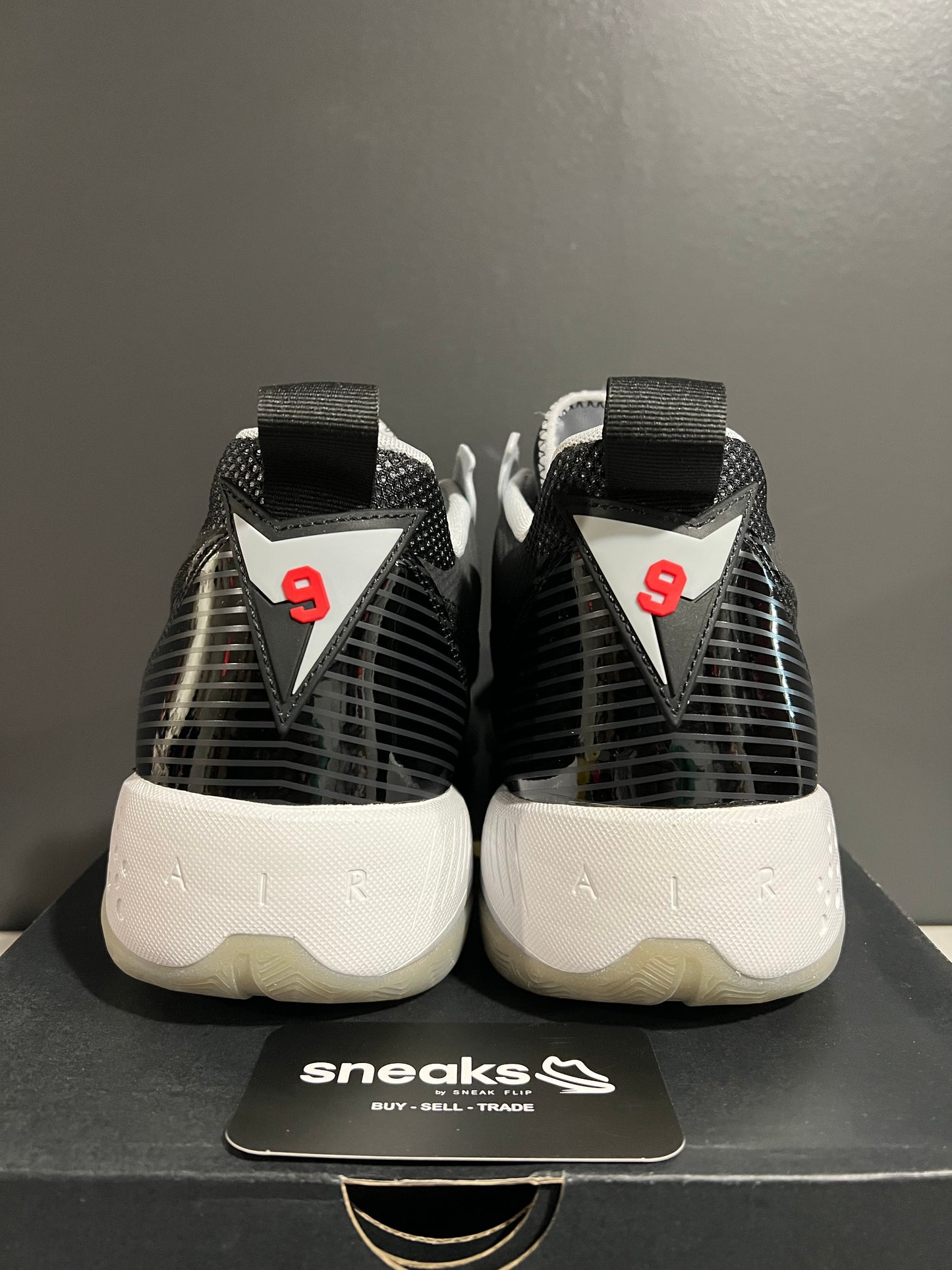 USED Jordan Zoom '92 Black Cement CK9183-001 SIZE 11M OG ALL AG25-298