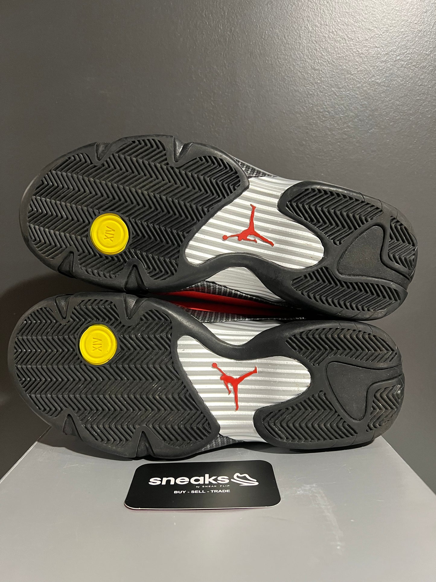USED Air Jordan 14 Retro Ferrari 2025 IF5015-600 SIZE 9M OG ALL AG25-206
