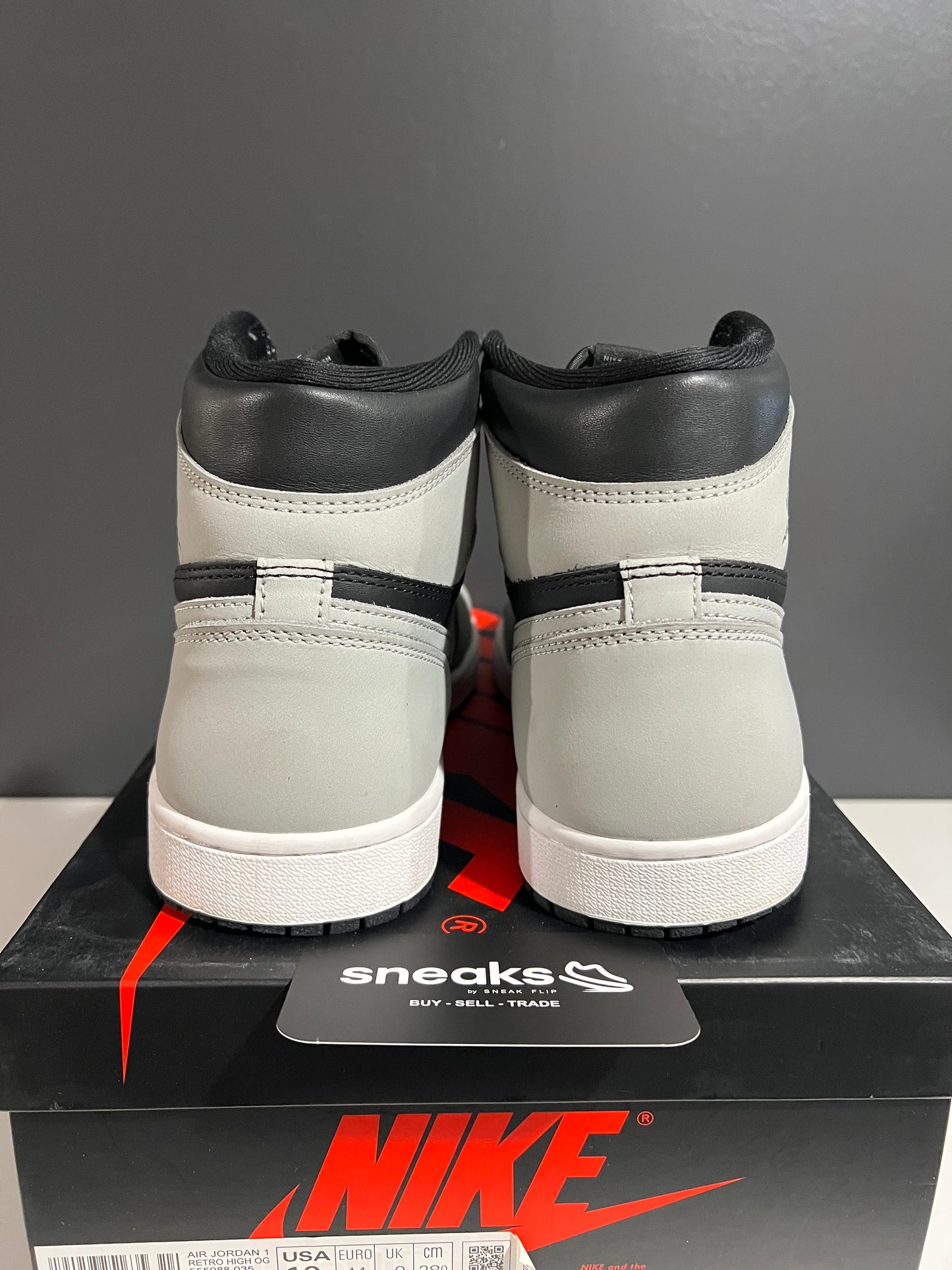 USED Air Jordan 1 Retro High OG Shadow 2.0 555088-035 SIZE 10M OG ALL AG25-19