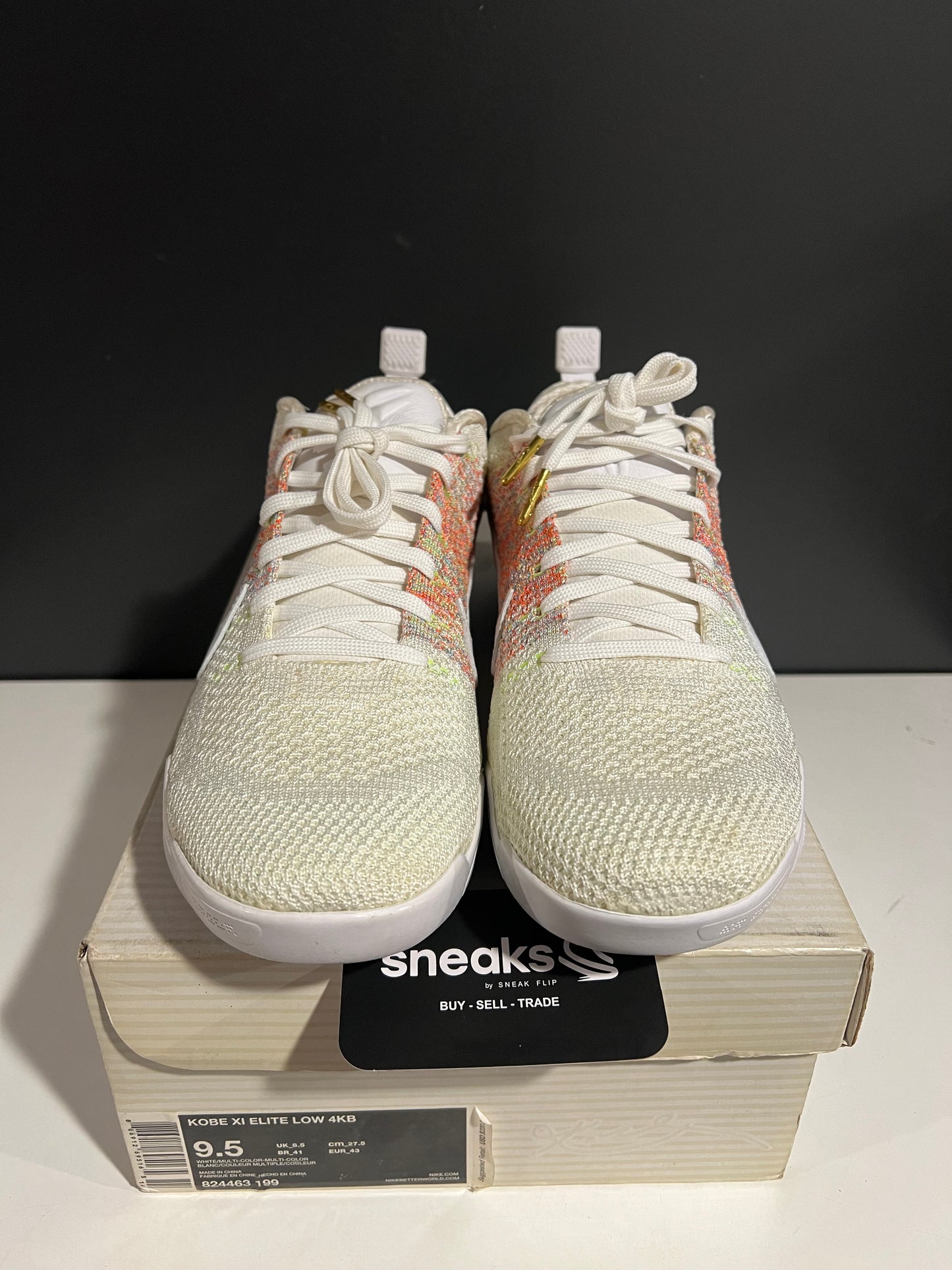 USED Kobe 11 Elite Low 4KB White Horse 824463-199 SIZE 9.5M OG ALL AG25-172
