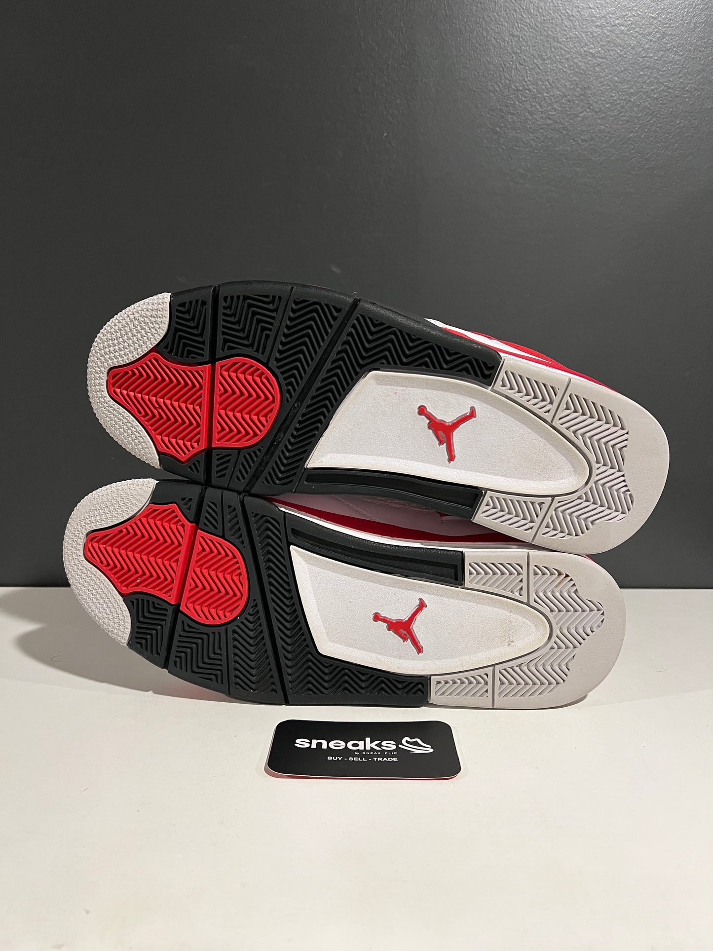 USED Air Jordan 4 Retro Red Cement DH6927-161 SIZE 12M NO BOX SP25-077