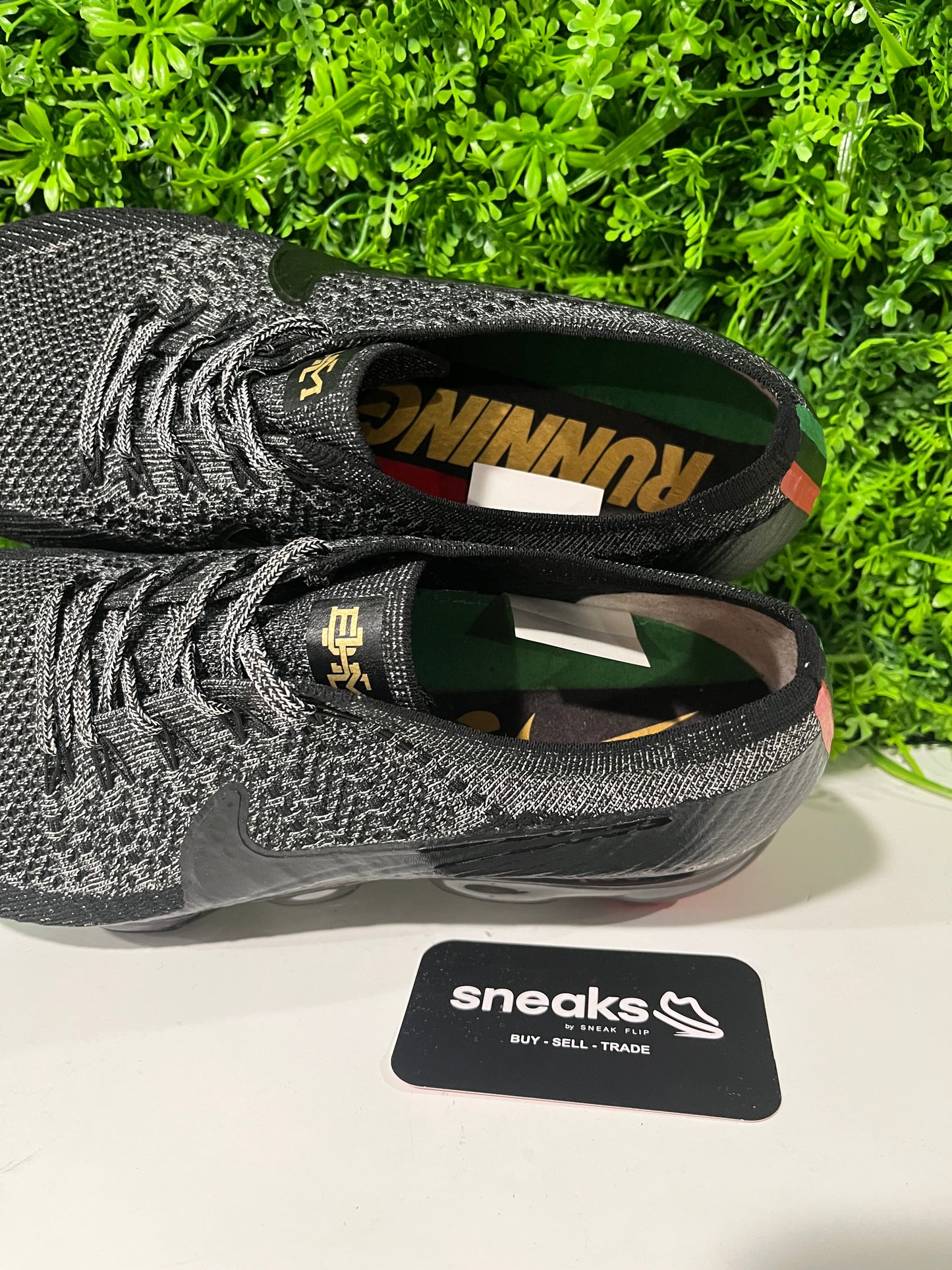 USED Air VaporMax BHM AQ0924-007 SIZE 10.5M NO BOX