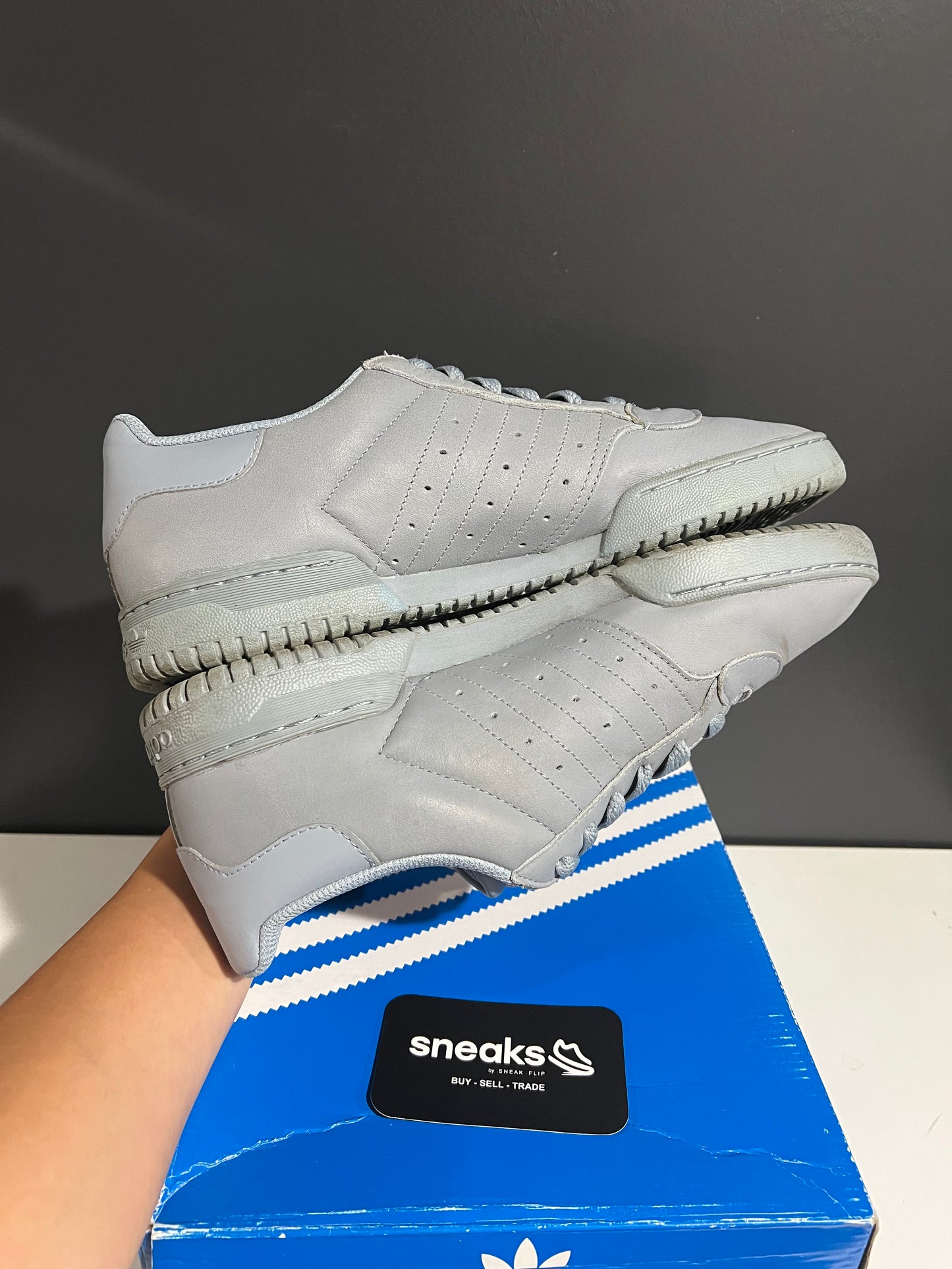 USED Yeezy PowerPhase Calabasas Grey CG6422 SIZE 11M OG ALL AG25-104