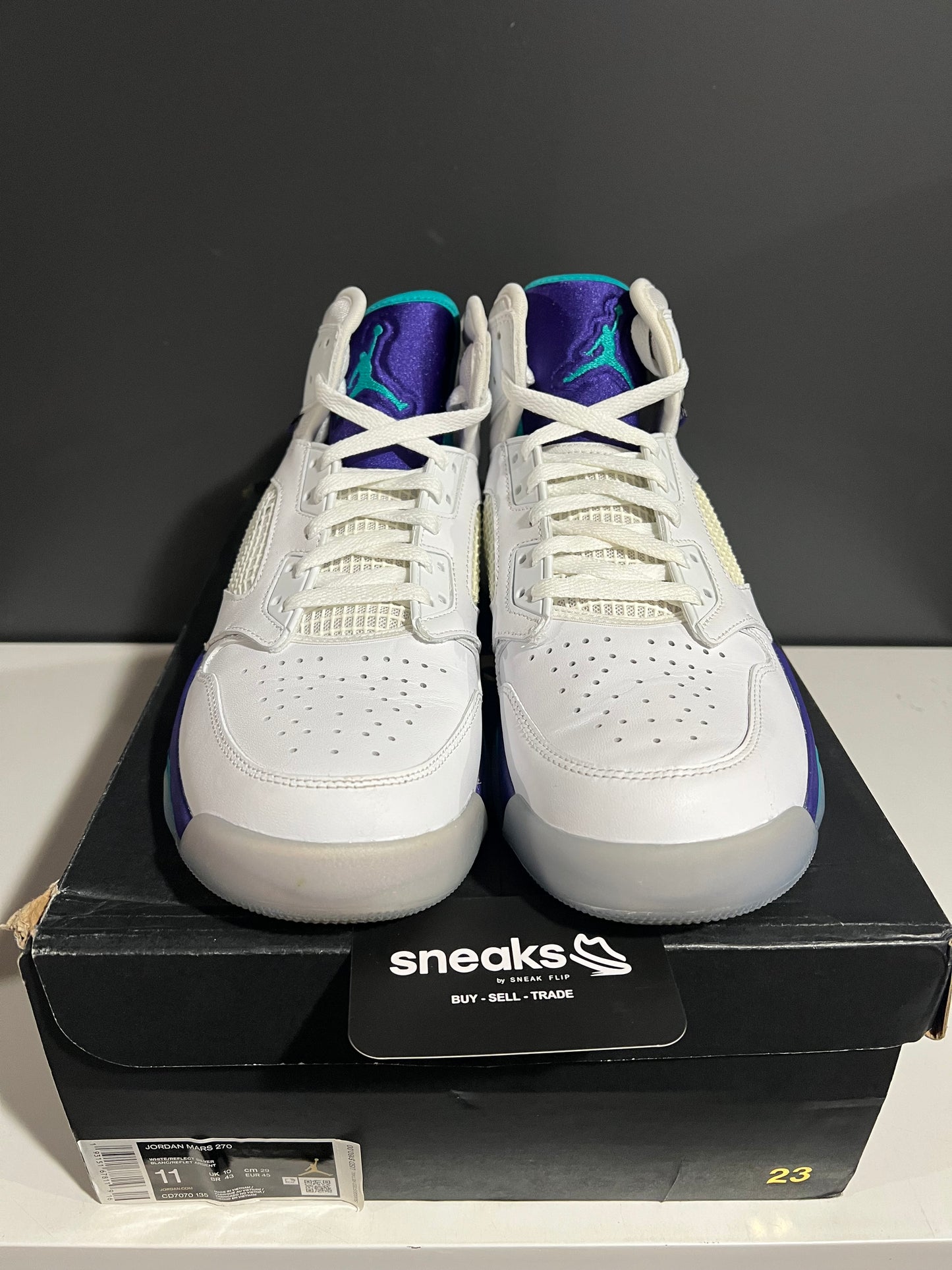 USED Jordan Mars 270 Grape CD7070-135 SIZE 11M OG ALL AG25-307