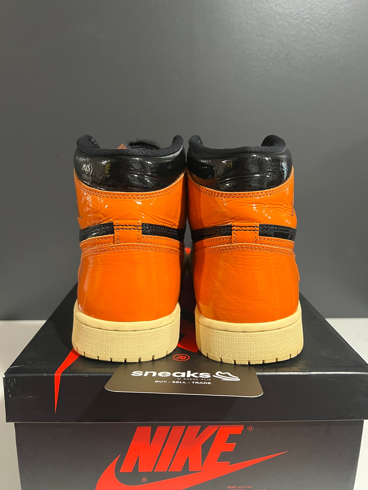 USED Air Jordan 1 Retro High OG Shattered Backboard 3.0 555088-028 SIZE 10M OG ALL JY25-253