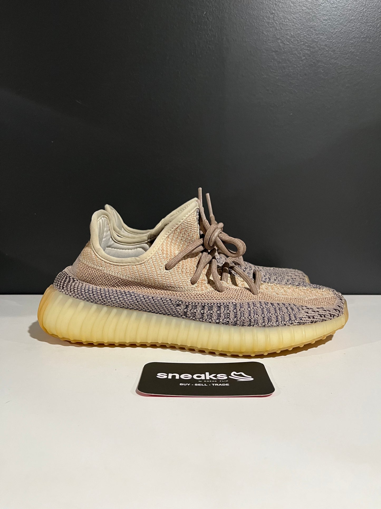 USED Yeezy Boost 350 V2 Ash Pearl GY7658 SIZE 7.5M NO BOX