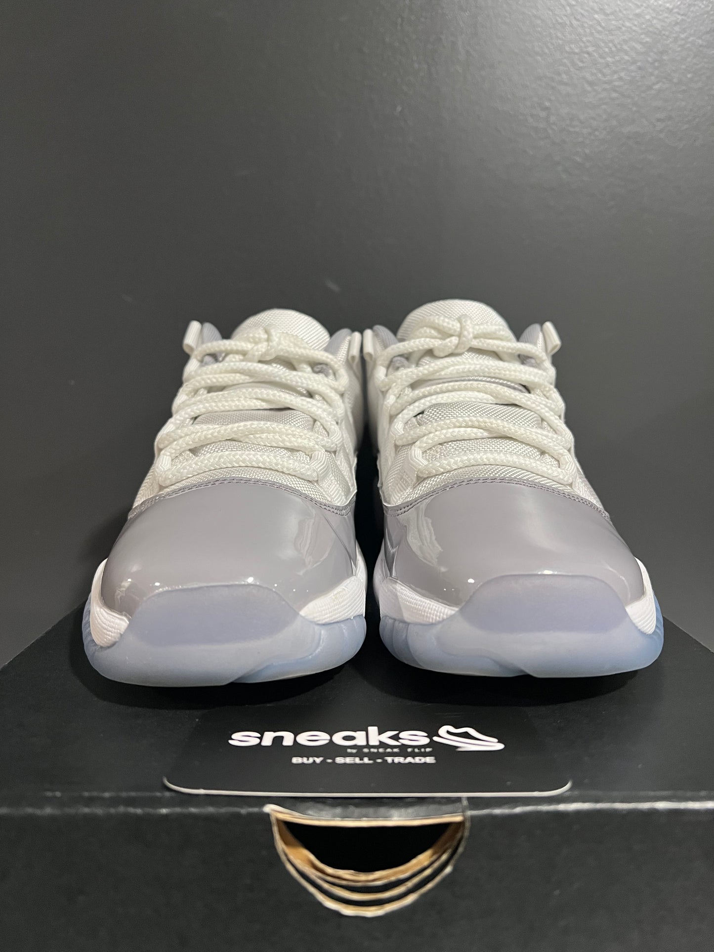 USED Air Jordan 11 Retro Low GS Cement Grey 528896-140 SIZE 7Y OG ALL AG25-142