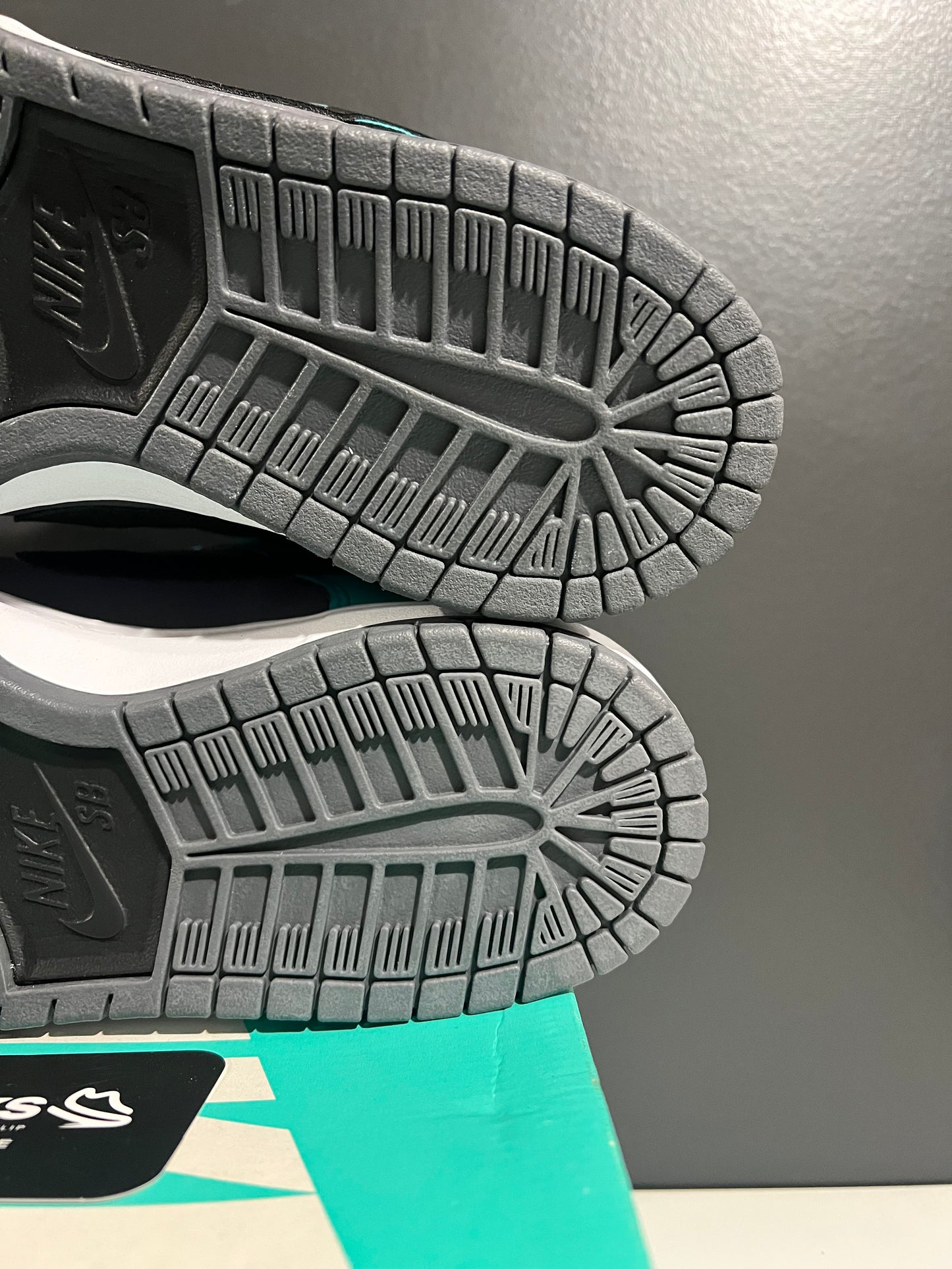 NEW SB Dunk Low Pro Dusty Cactus 304292-303 SIZE 10.5M OG ALL AG25-181