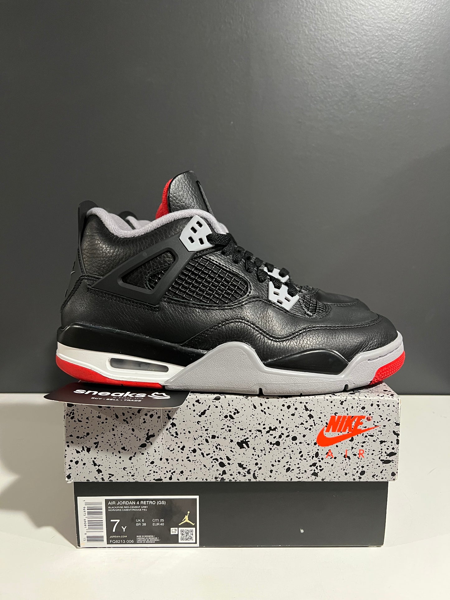 USED Air Jordan 4 Retro GS Bred Reimagined FQ8213-006 SIZE 7Y OG ALL AG25-347
