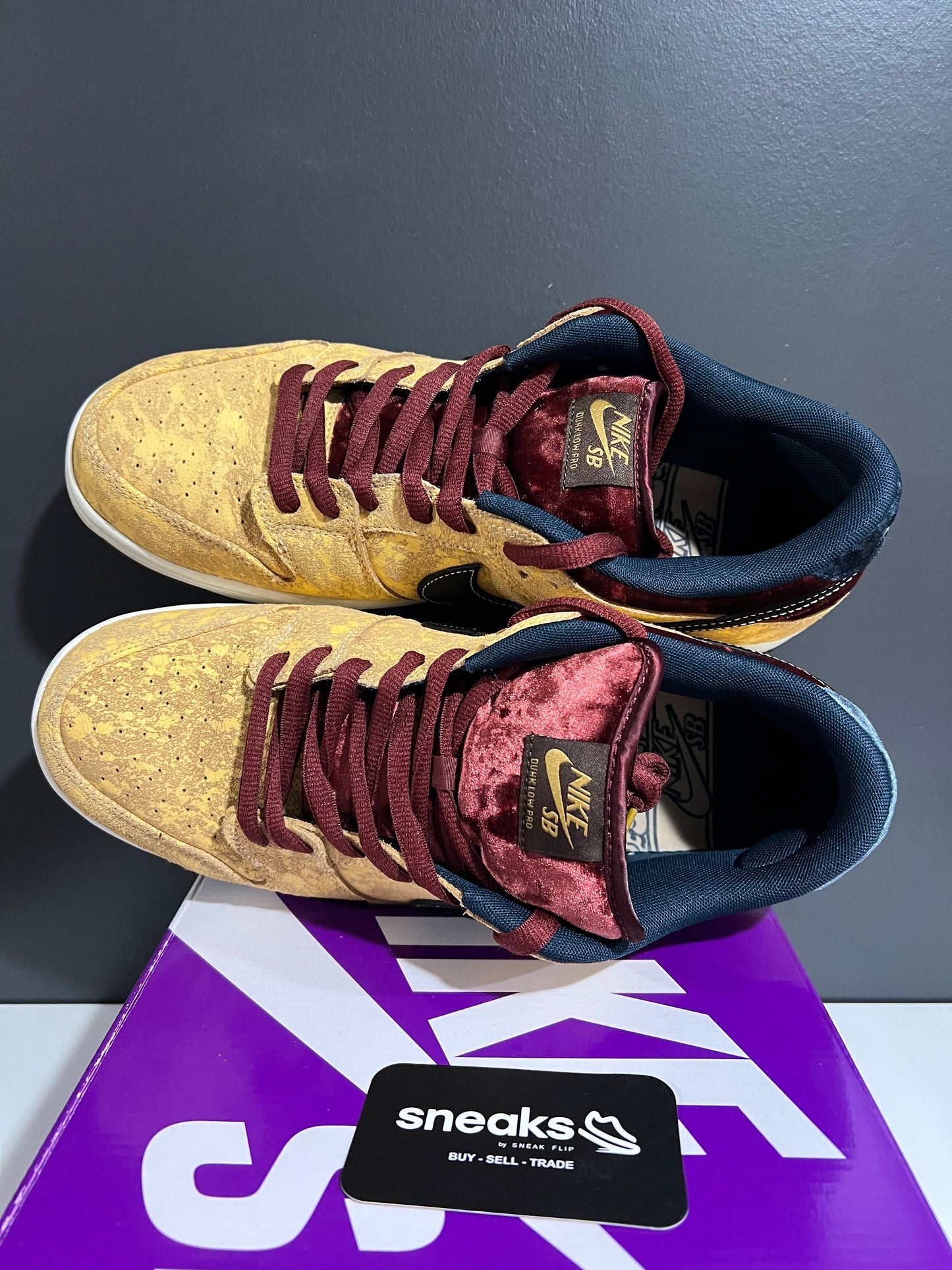 USED Dunk Low SB City of Cinema FZ1278-200 SIZE 13M OG ALL