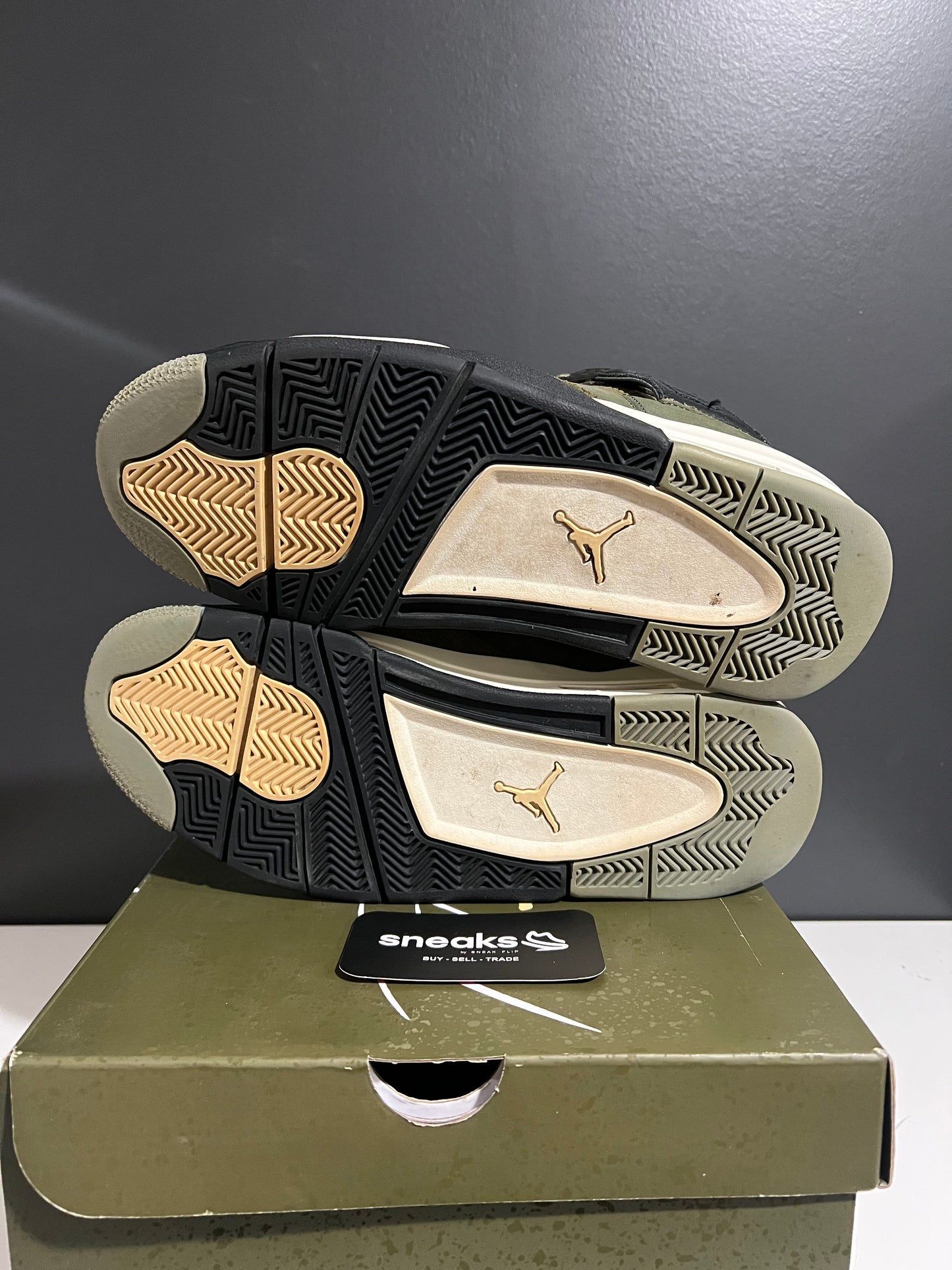 USED Air Jordan 4 Retro SE Craft Olive FB9927-200 SIZE 9.5M OG ALL AG25-97