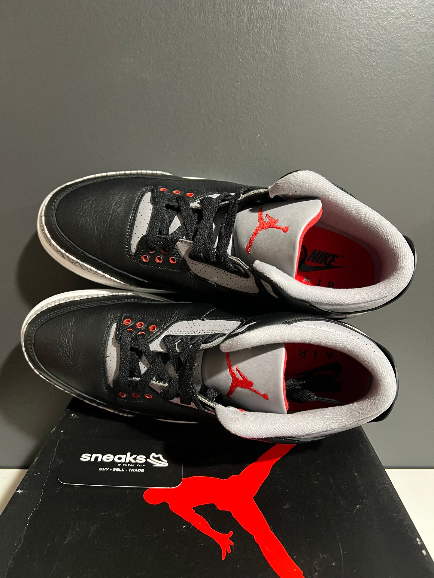 USED Air Jordan 3 Retro Black Cement (2024) DN3707-010 SIZE 11M OG ALL JY25-281