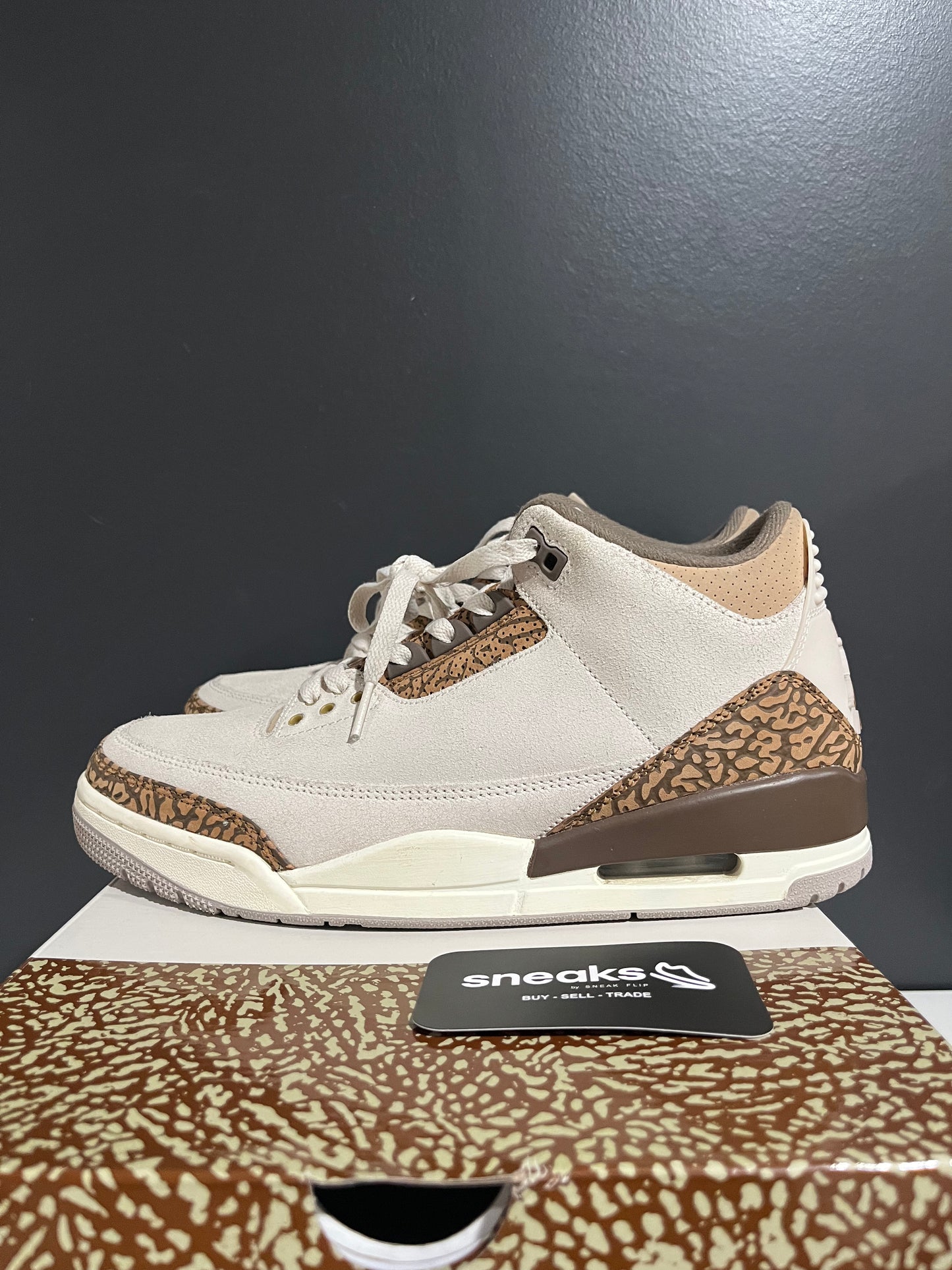 USED Air Jordan 3 Retro Palomino CT8532-102 SIZE 9M OG ALL AG25-334