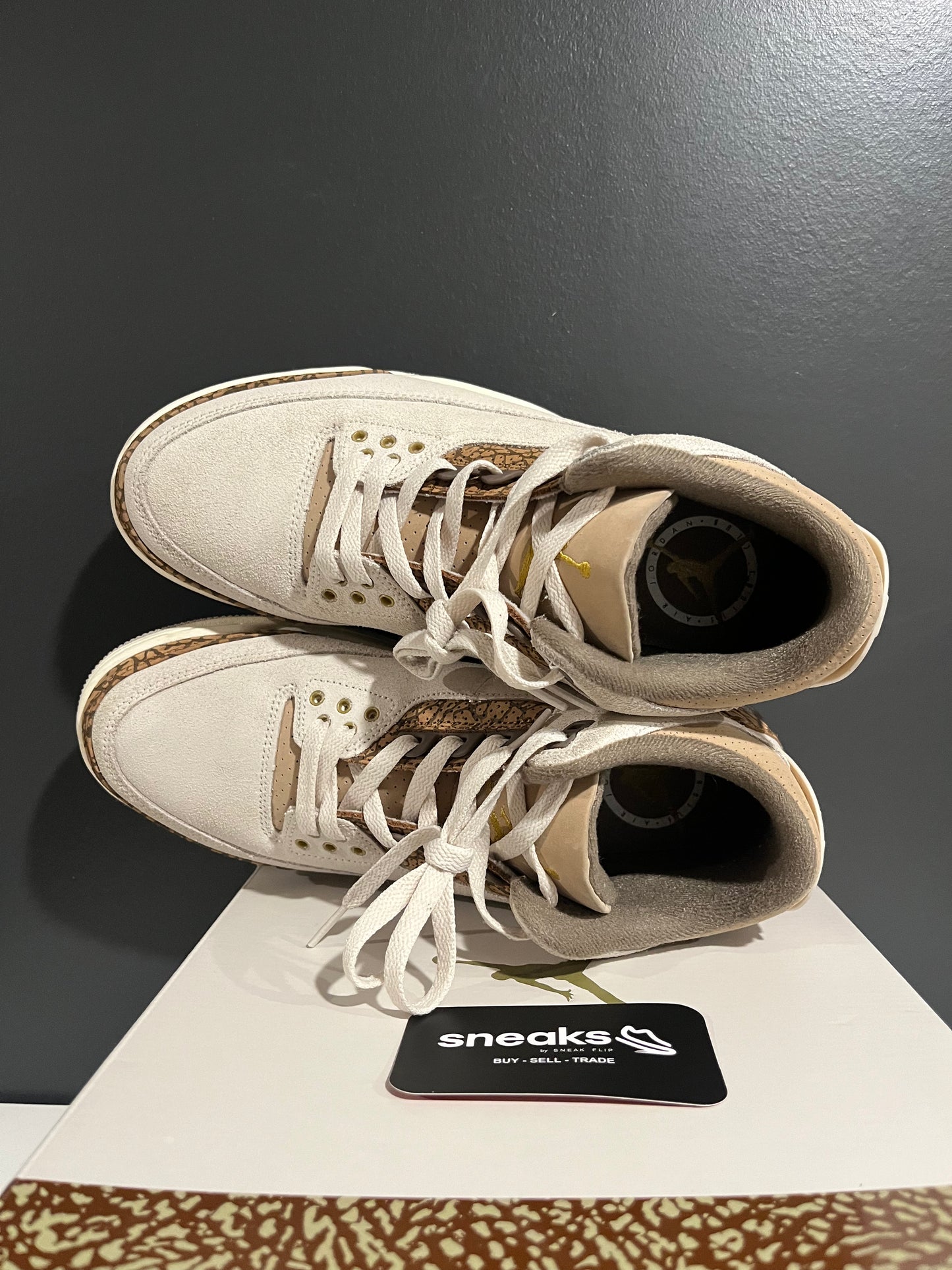 USED Air Jordan 3 Retro Palomino CT8532-102 SIZE 9M OG ALL AG25-334