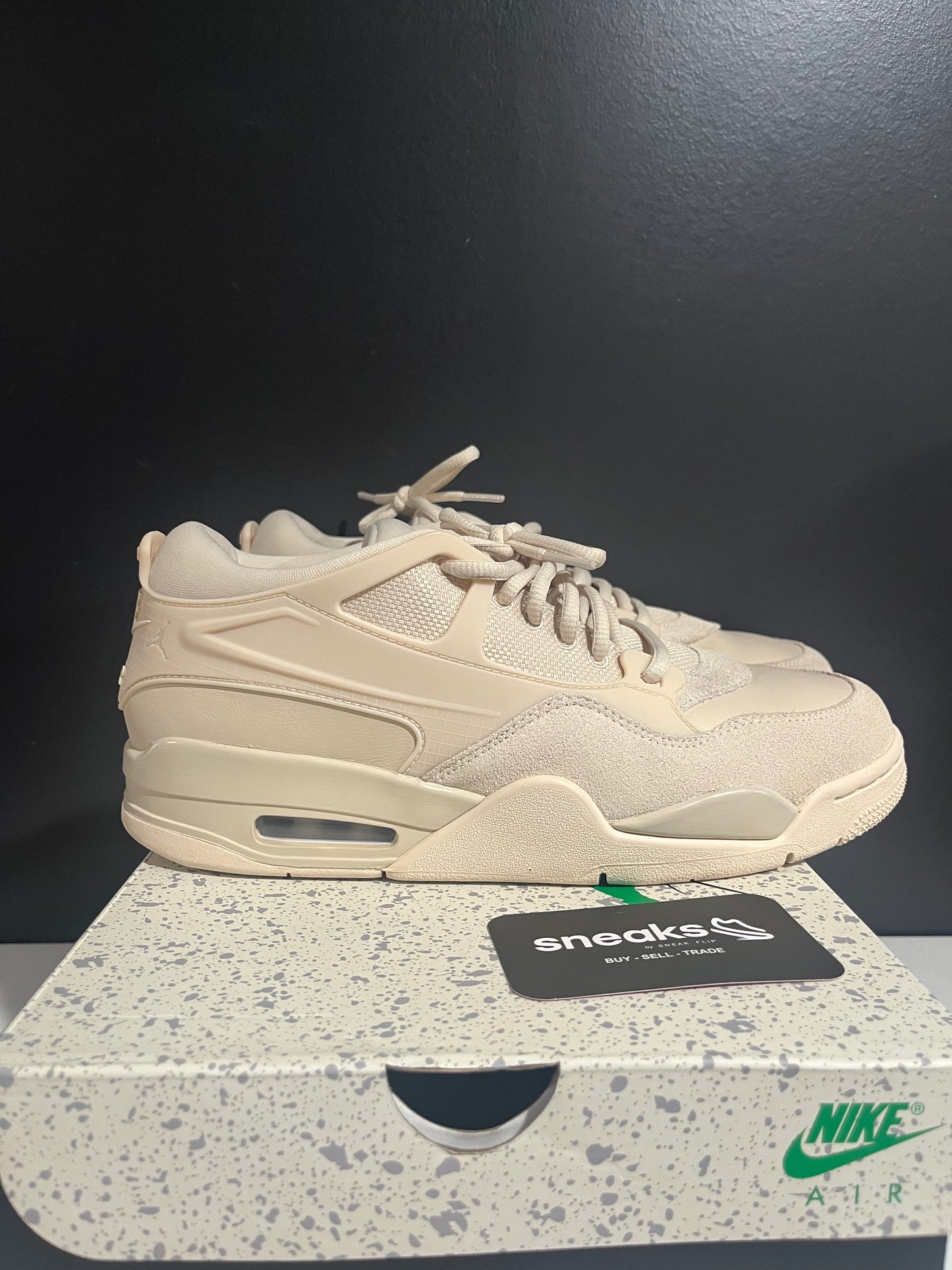USED Wmns Air Jordan 4 RM Legend Light Brown FQ7940-200 SIZE 9M OG ALL