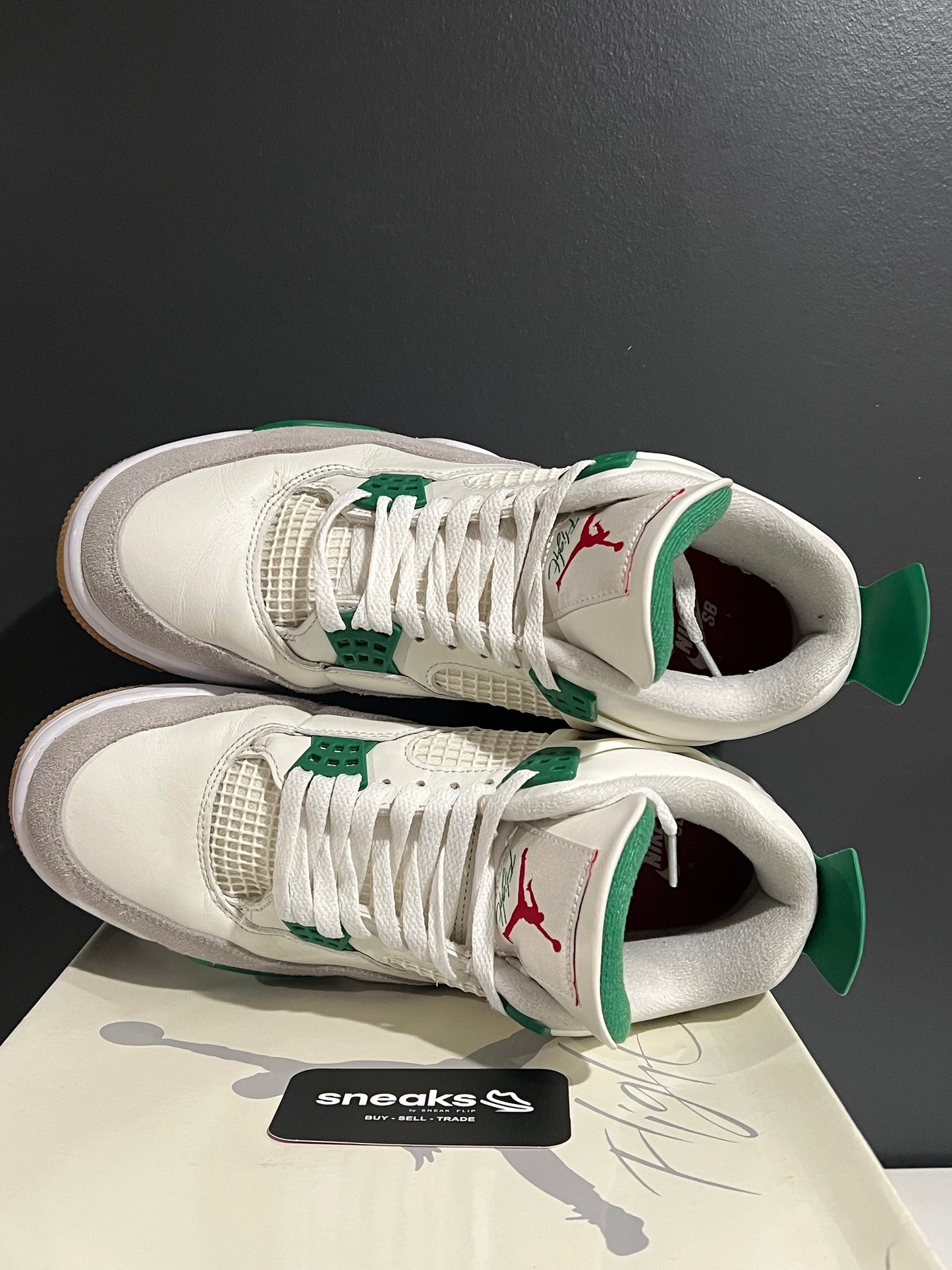 USED Nike SB x Air Jordan 4 Retro SP Pine Green DR5415-103 SIZE 9.5M OG ALL SP25-125