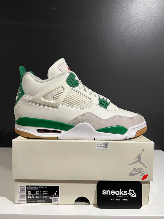 Jordan 4 Retro SB Pine Green - Used