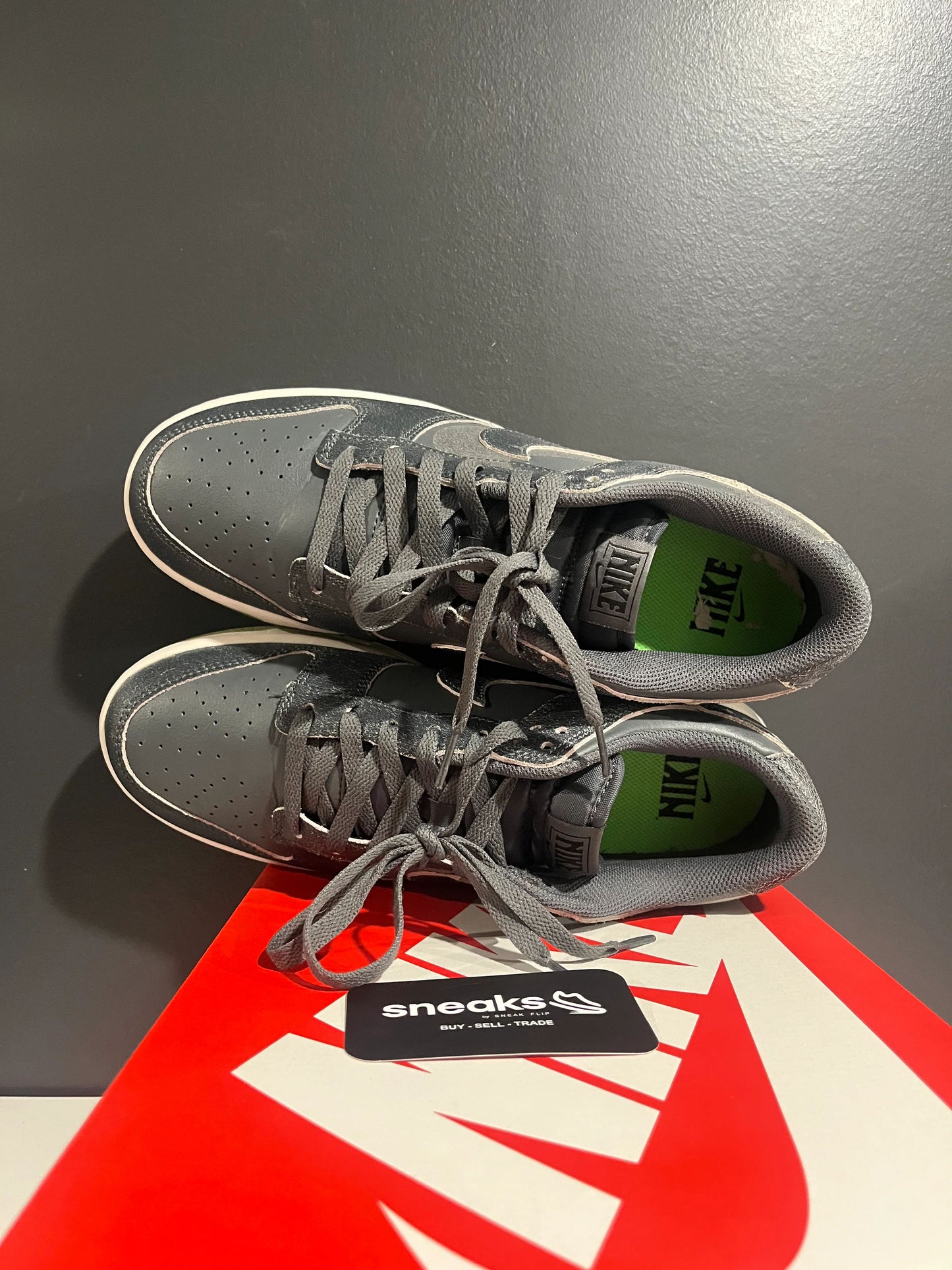 USED SIZE 10.5M Nike Dunk Low Retro PRM Halloween (2022) - Used