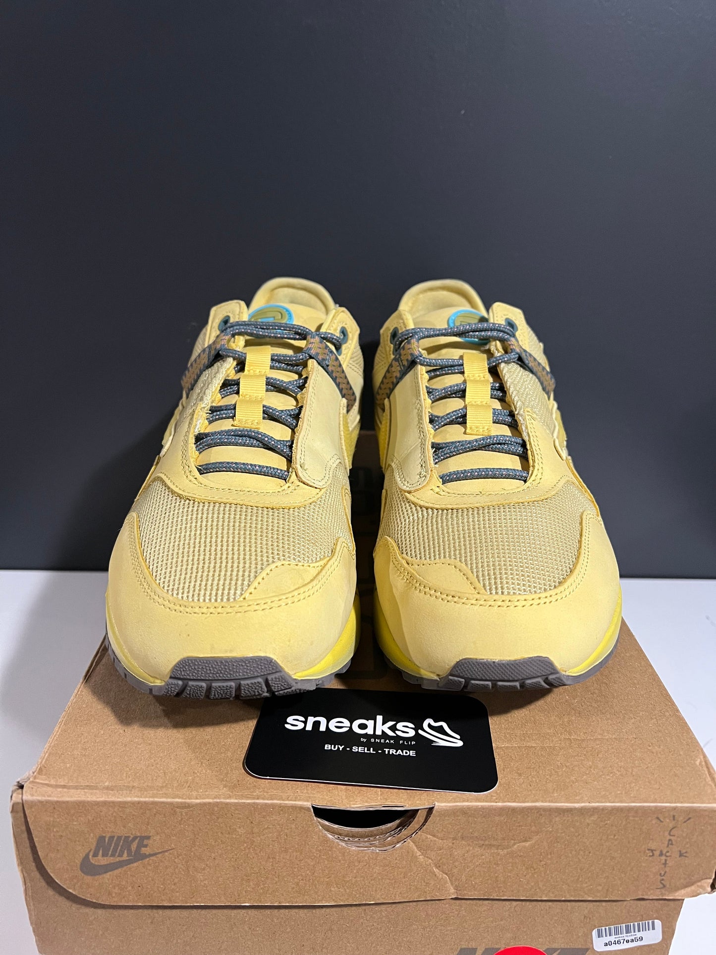 Nike Air Max 1 Travis Scott Cactus Jack Saturn Gold - Used