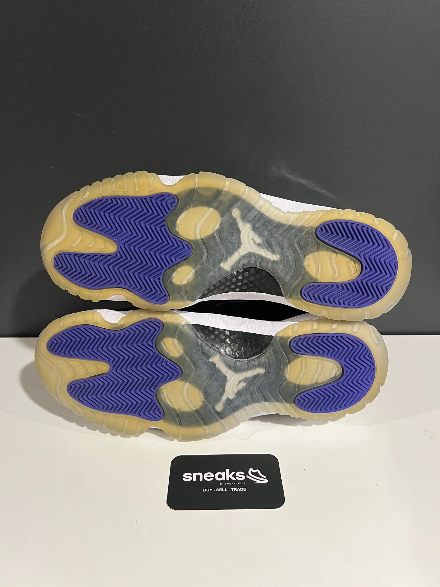 Jordan 11 Retro Concord (2018) - Used