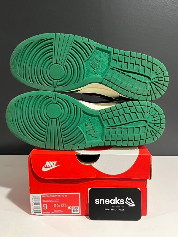 USED SIZE 9M Nike Dunk Low SE Lottery Pack Malachite Green - Used