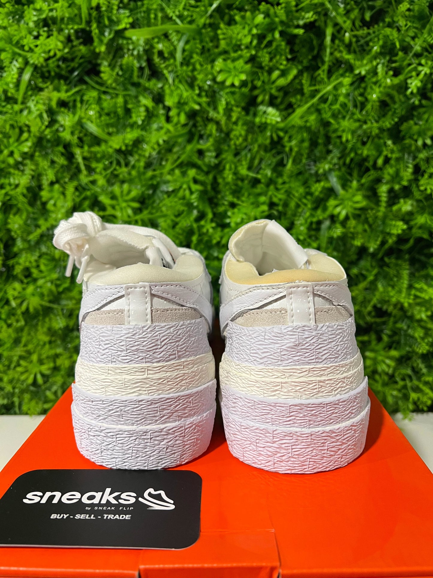 Nike Blazer Low Sacai Black Patent Leather - New (WITH DEFECTS)