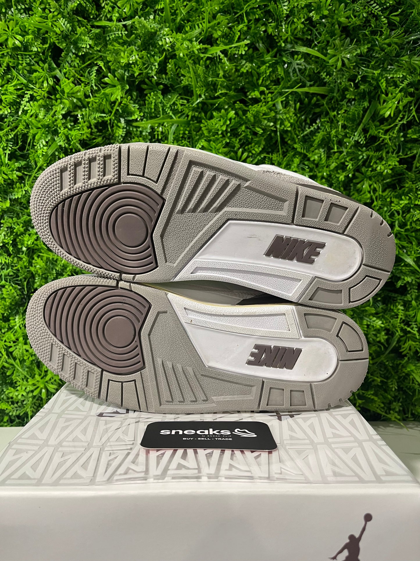 Jordan 3 Retro SP A Ma Maniére (Women's) - Used