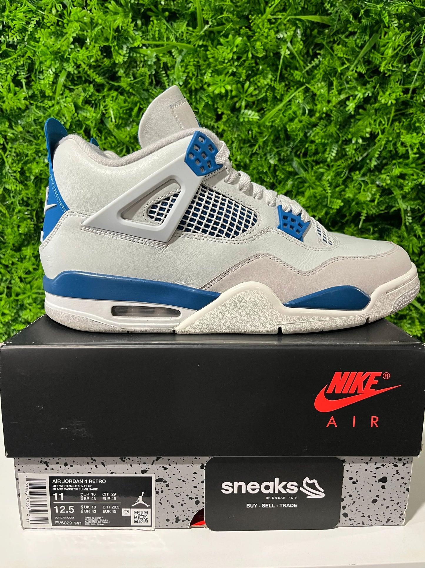 Jordan 4 Retro Military Blue (2024) - Used
