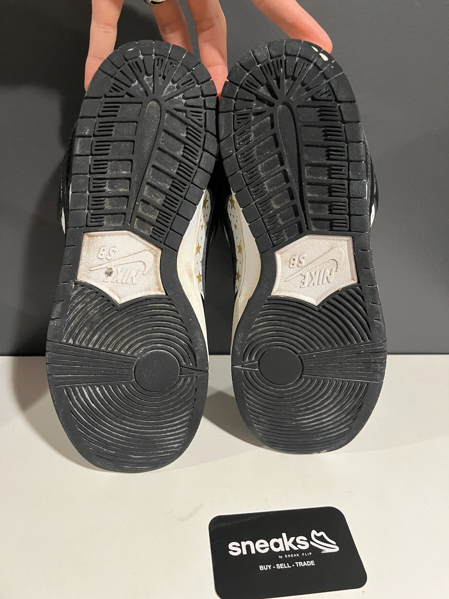 Nike SB Dunk Low Supreme Stars Black (2021) - Used