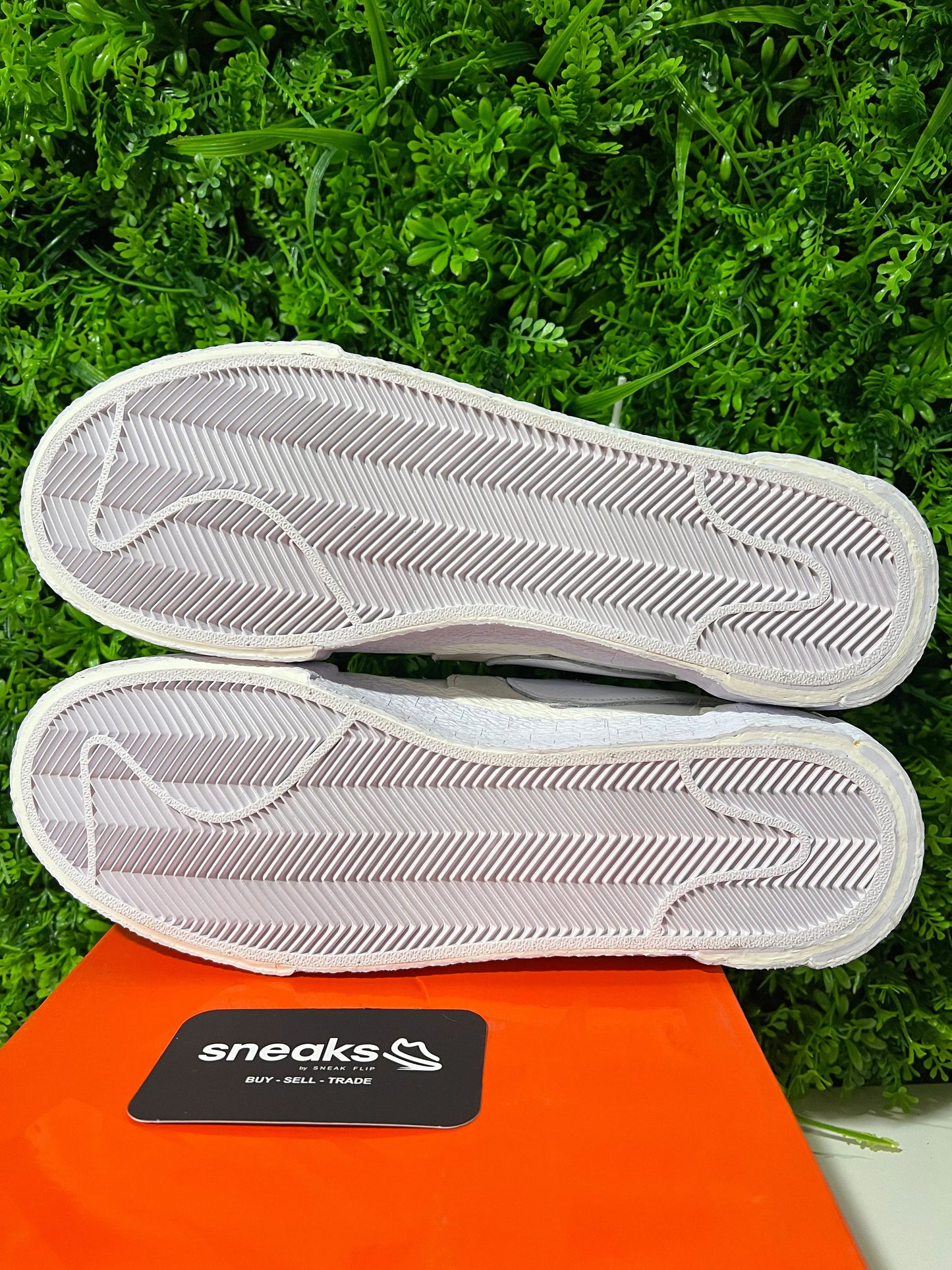 Nike Blazer Low Sacai Black Patent Leather - New (WITH DEFECTS)