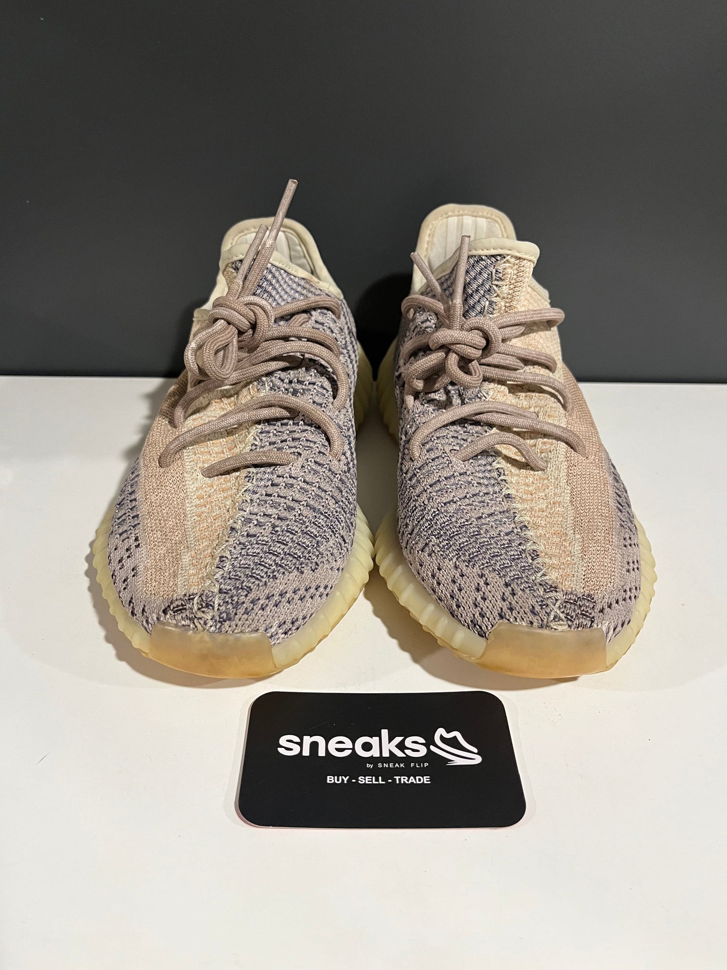 adidas Yeezy Boost 350 V2 Ash Pearl - Used