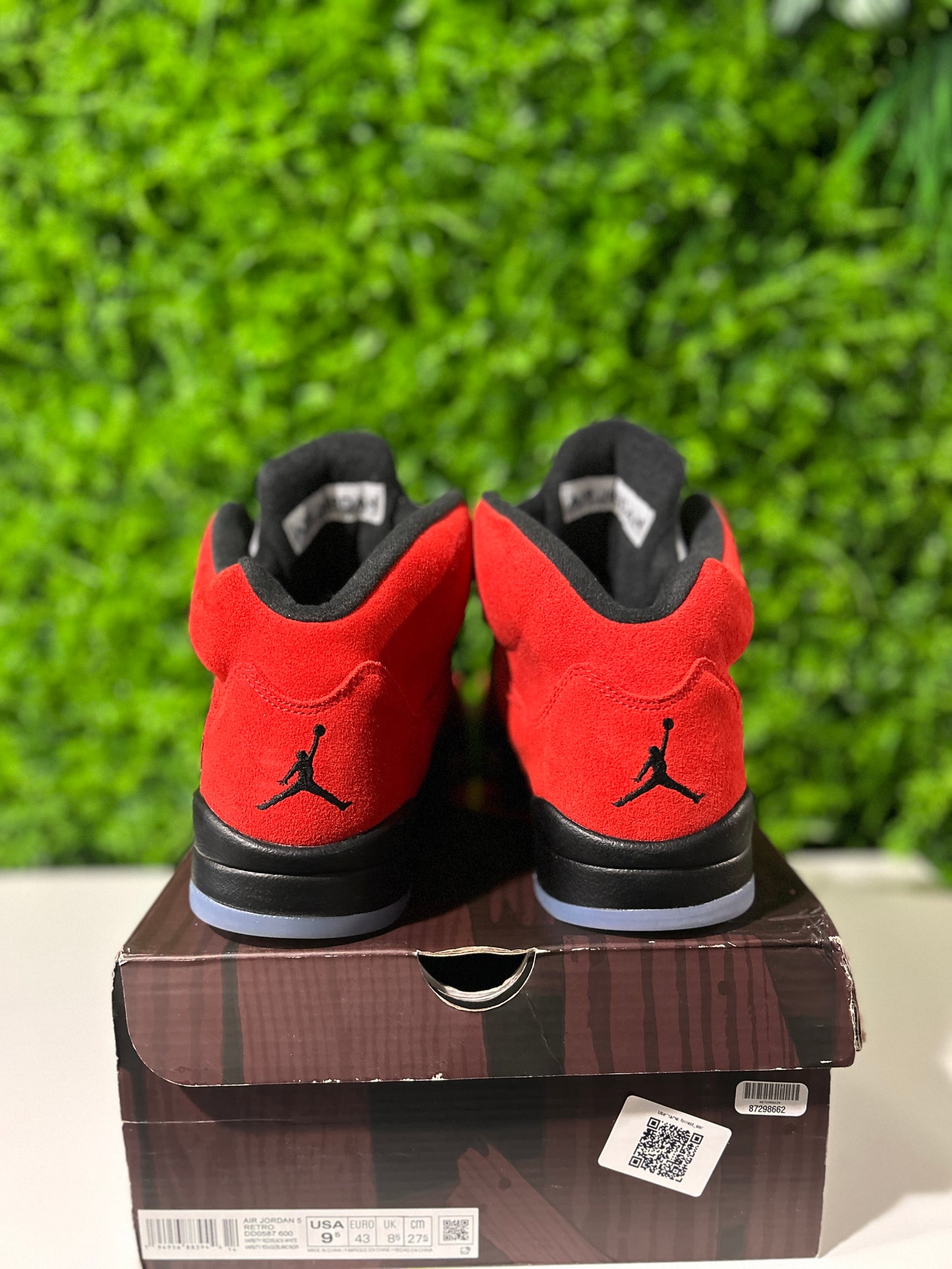 Air Jordan 5 Retro Raging Bull 2021 DD0587-600 WORN ONCE SIZE 9.5