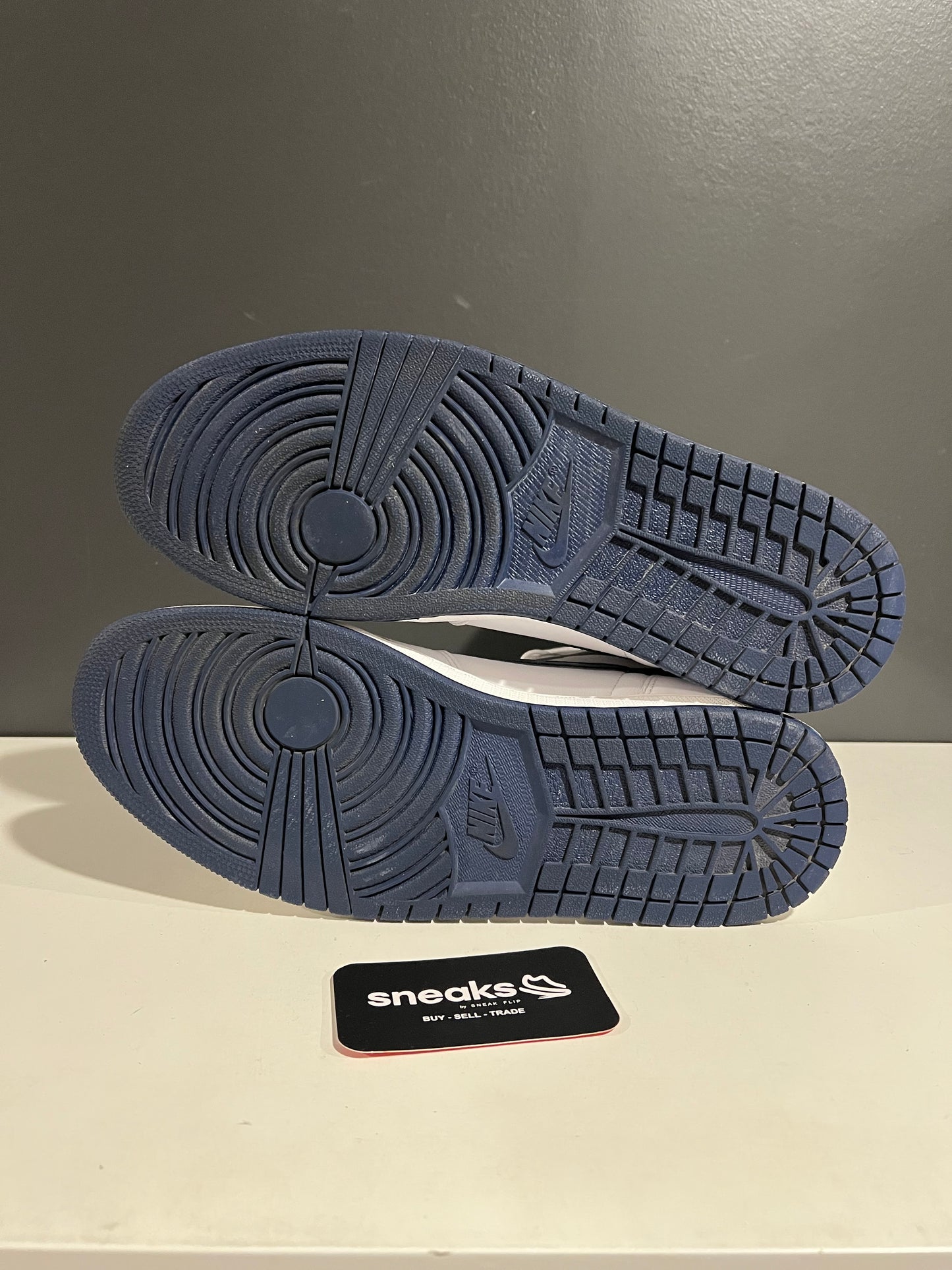 USED Air Jordan 1 Retro High OG Metallic Navy 555088-106 SIZE 11M NO BOX AG25-101