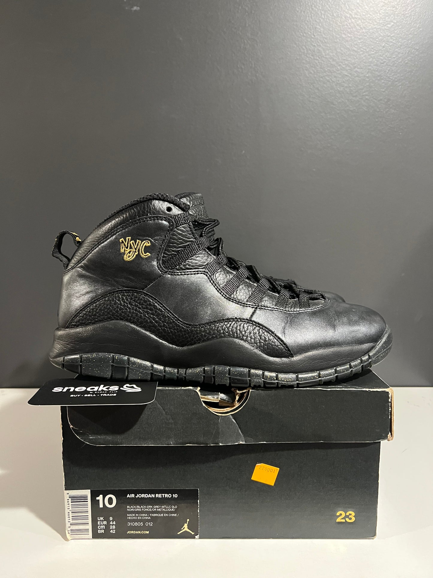 USED Air Jordan 10 Retro NYC 310805-012 SIZE 10M OG ALL AG25-44