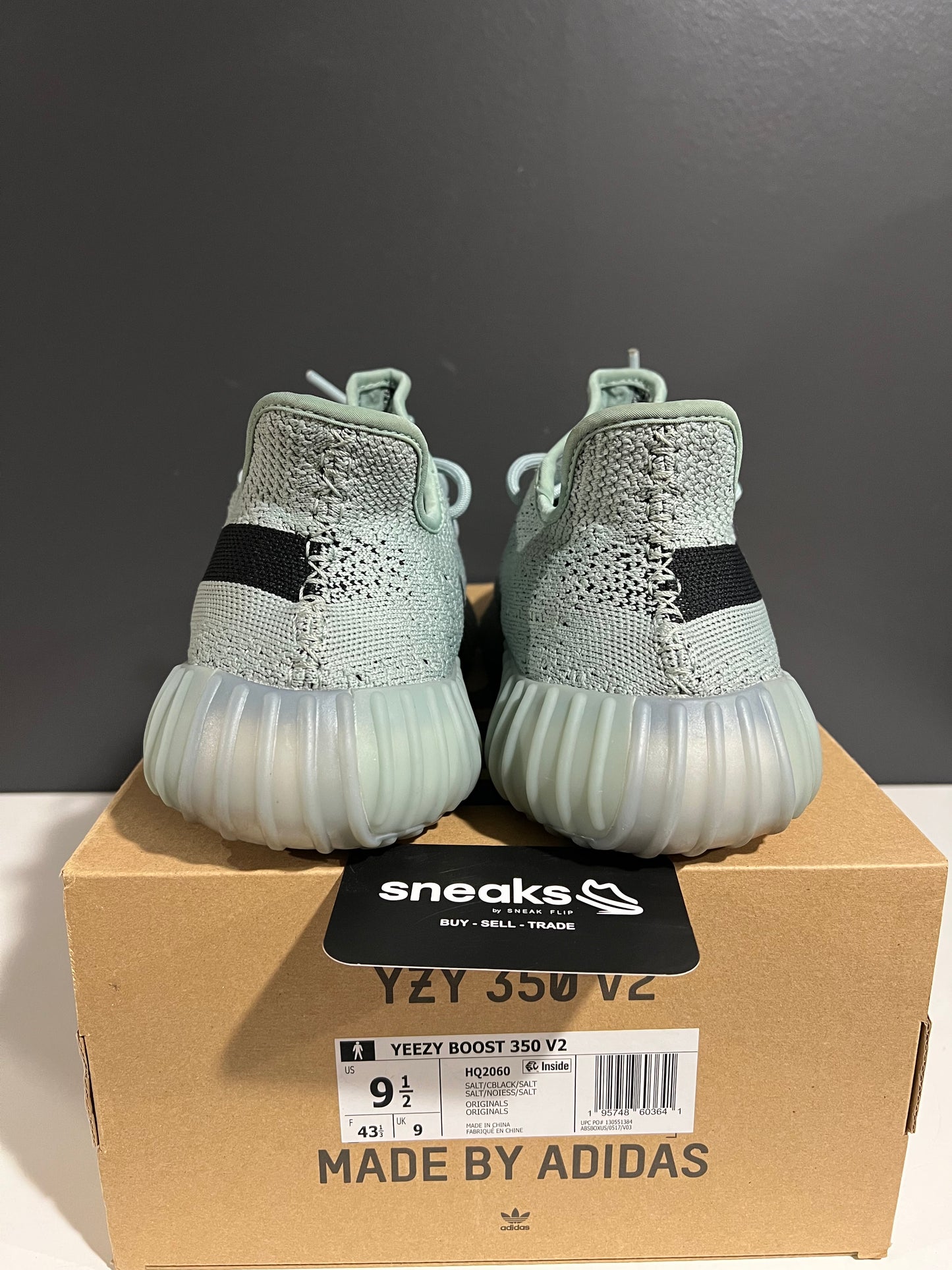 USED Yeezy Boost 350 V2 Salt HQ2060 SIZE 9.5M OG ALL AG25-311
