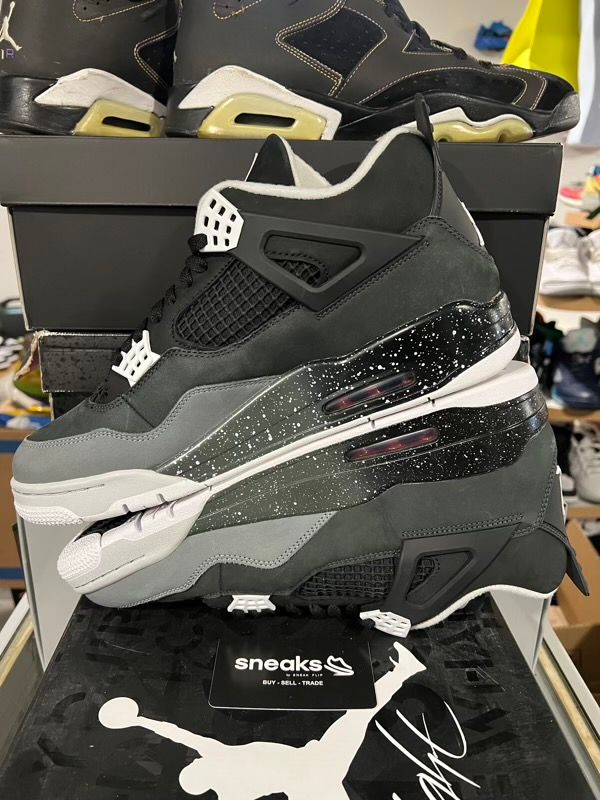 USED SIZE 12M Jordan 4 Retro Fear (2024) - Used