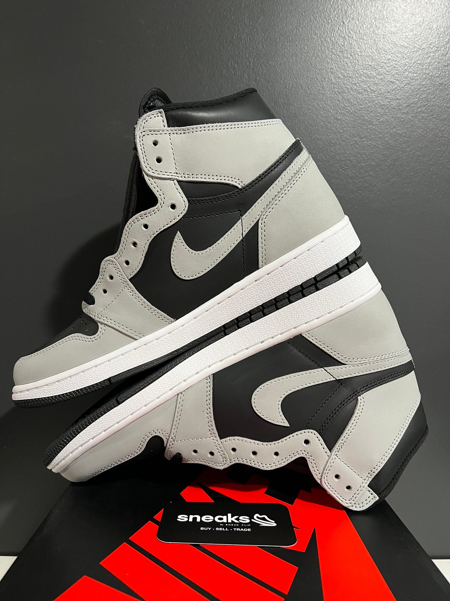 TRIED ON Air Jordan 1 Retro High OG Shadow 2.0 555088-035 SIZE 10.5M OG ALL JY25-172