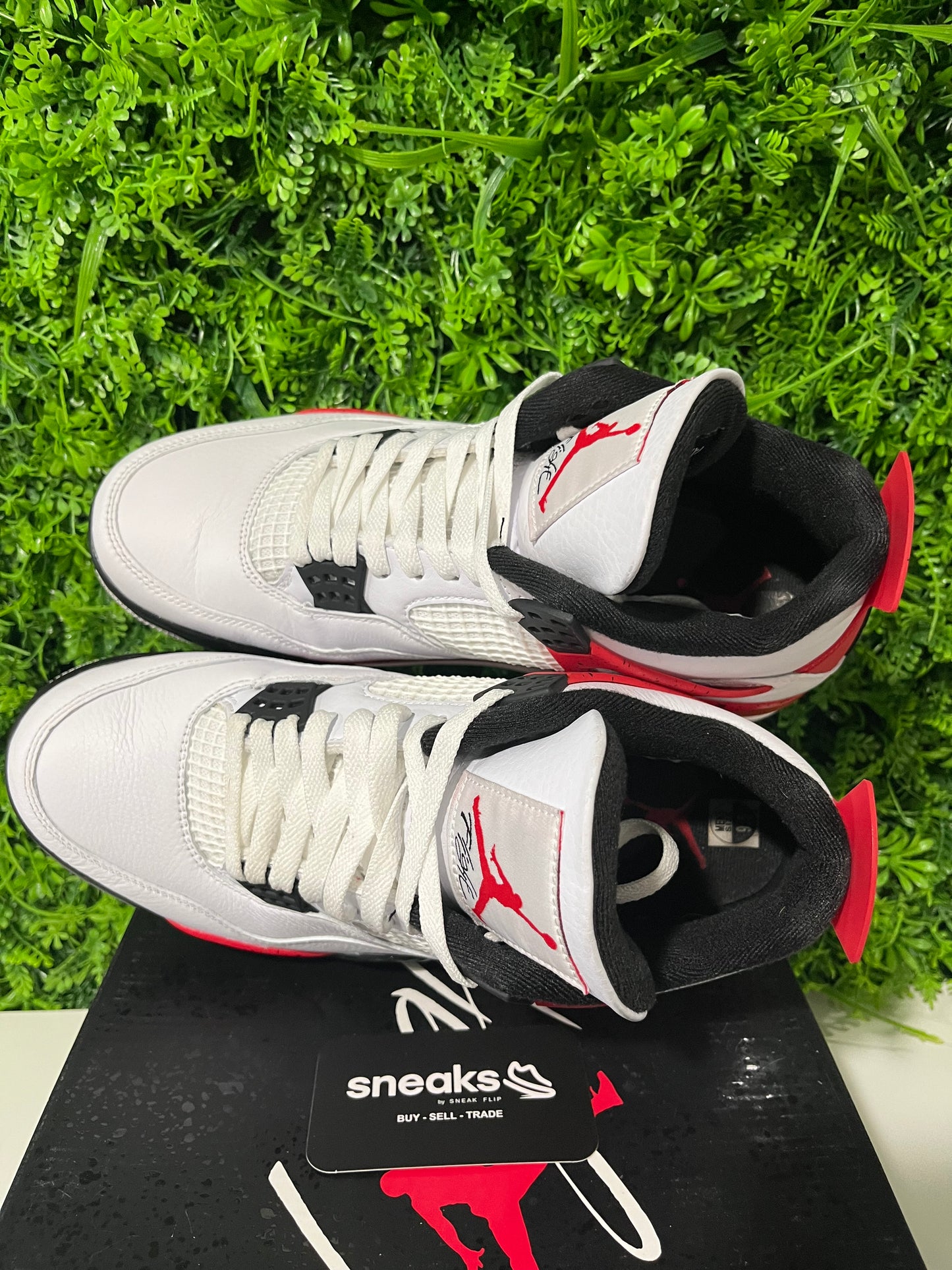 USED Air Jordan 4 Retro Red Cement DH6927-161 SIZE SIZE 9.5M OG ALL