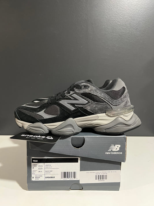 USED 9060 Black Castlerock U9060BLK SIZE 7M OG ALL
