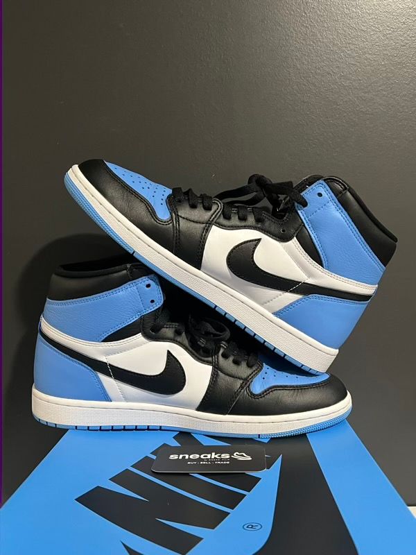 USED SIZE 11M Jordan 1 Retro High OG UNC toe - Used