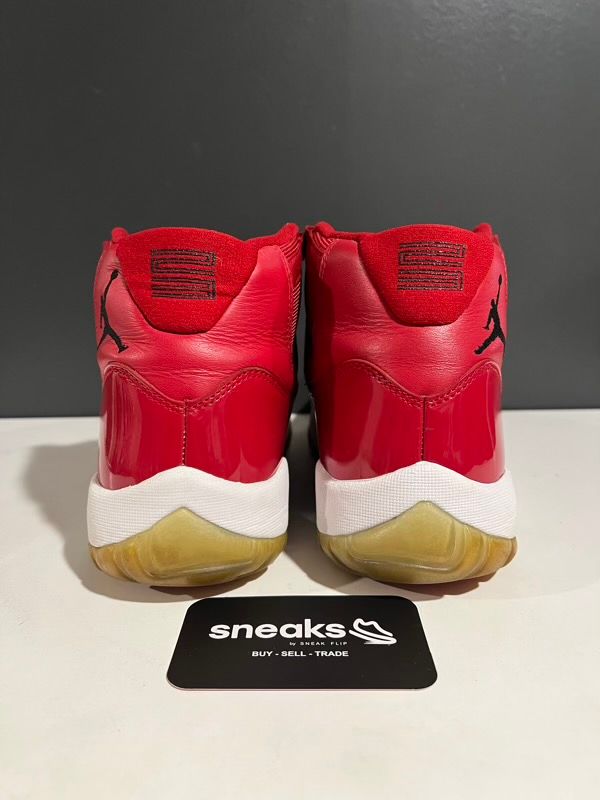 Jordan 11 Retro Win Like 96 - USED NO BOX