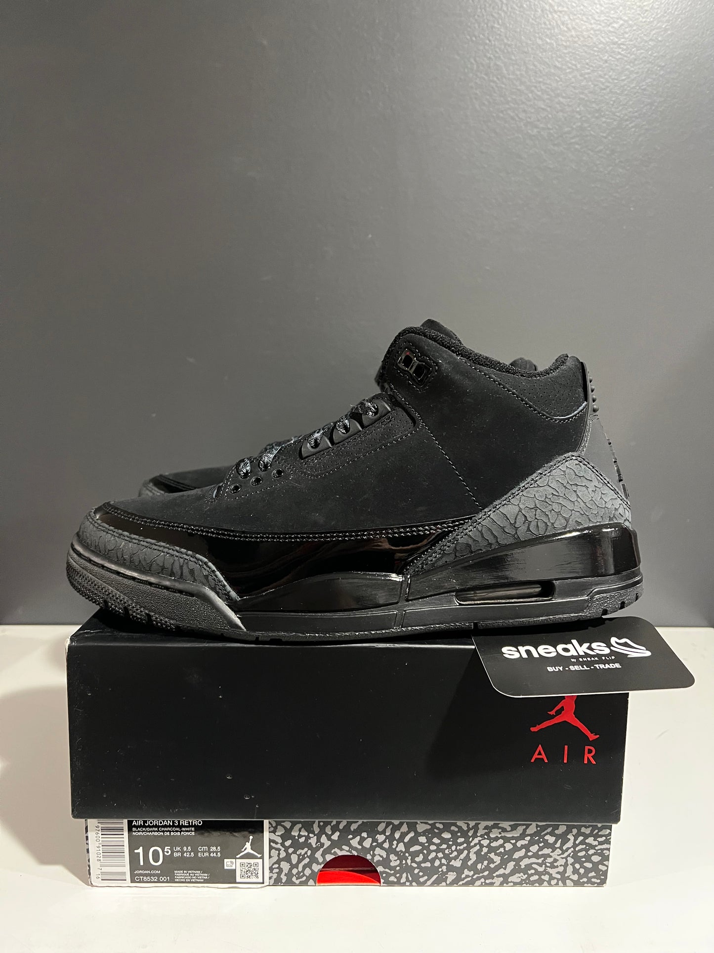 USED Air Jordan 3 Retro Black Cat 2025 CT8532-001 SIZE 10.5M OG ALL JY25-280