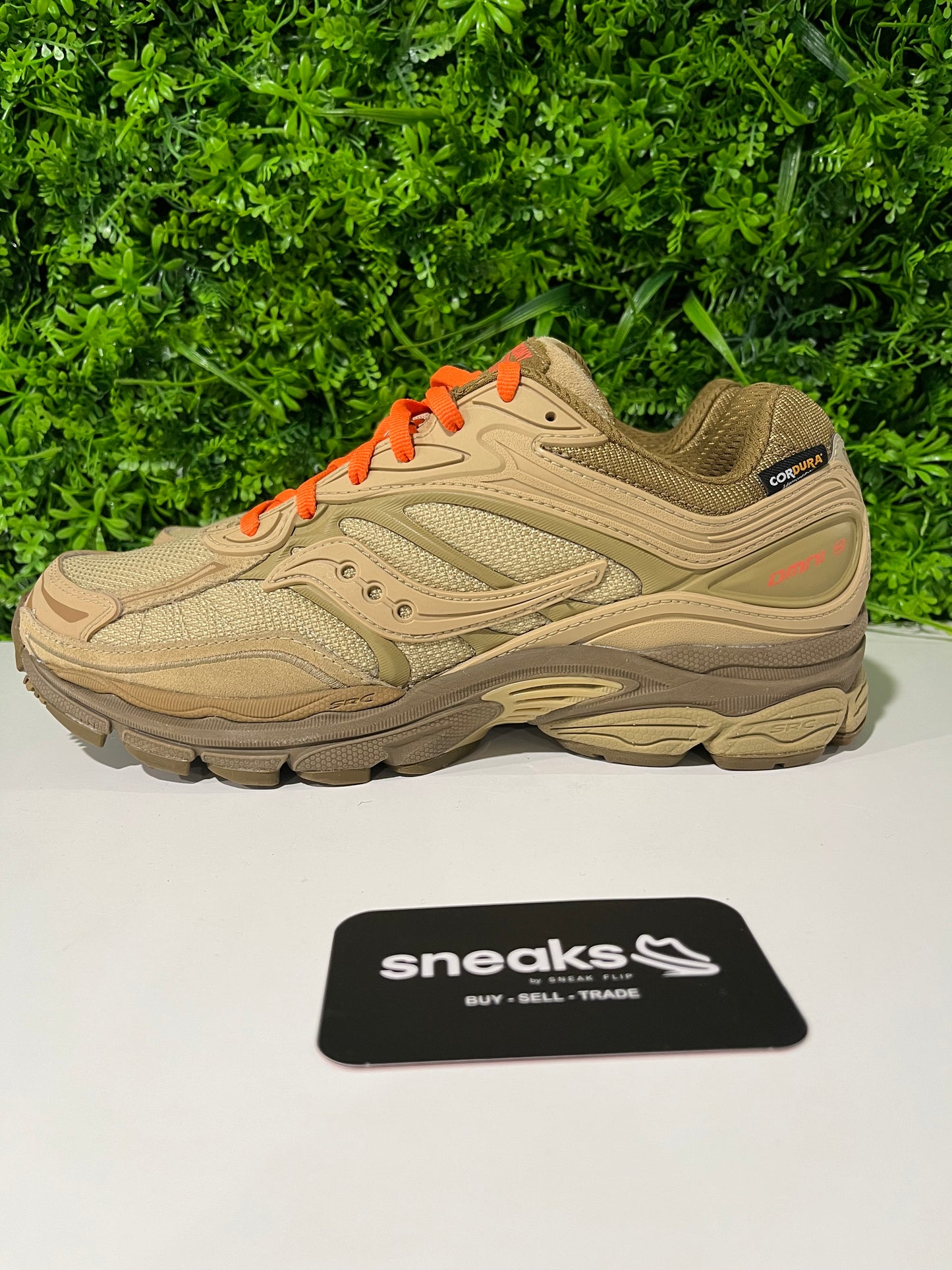 NEW Starcow x ProGrid Omni 9 Desert S-70869-2 SIZE 9M NO BOX