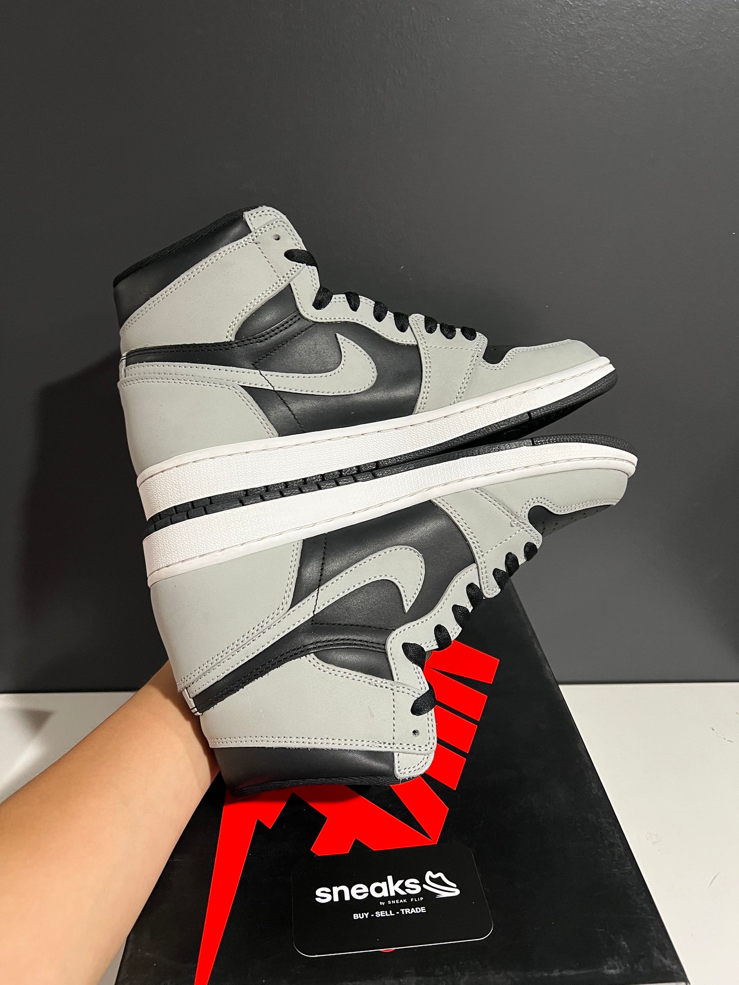 USED Air Jordan 1 Retro High OG Shadow 2.0 555088-035 SIZE 10M OG ALL AG25-19