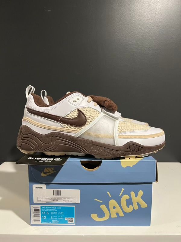 NEW SIZE 11.5M Nike Zoom Field Jaxx Travis Scott Light Chocolate