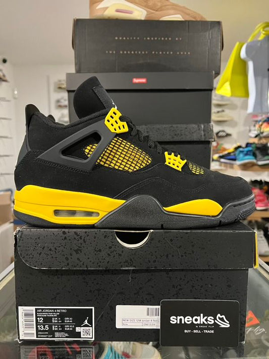 NEW SIZE 12M Jordan 4 Retro Thunder (2023)