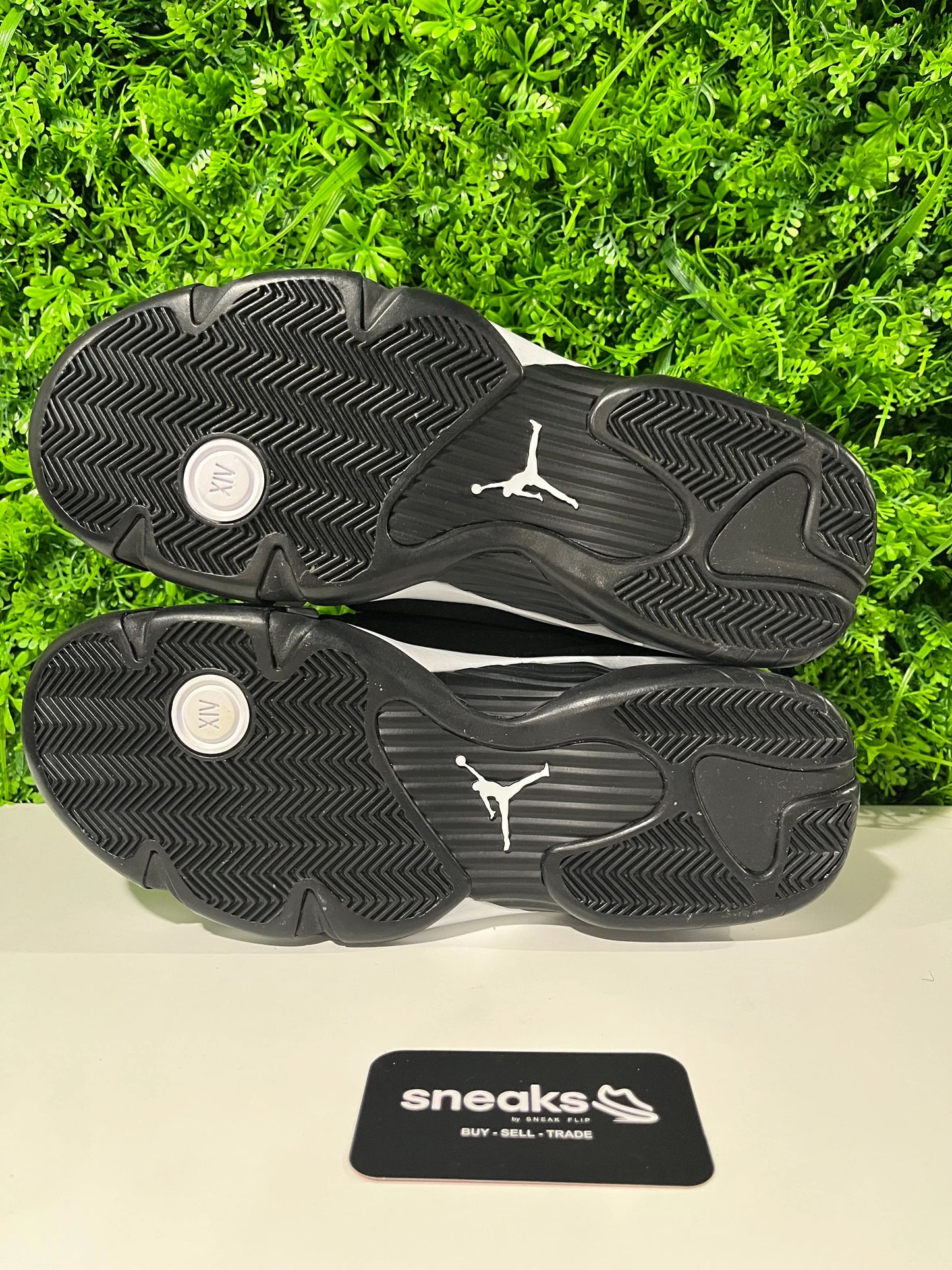 Jordan 14 Retro Black White - Used