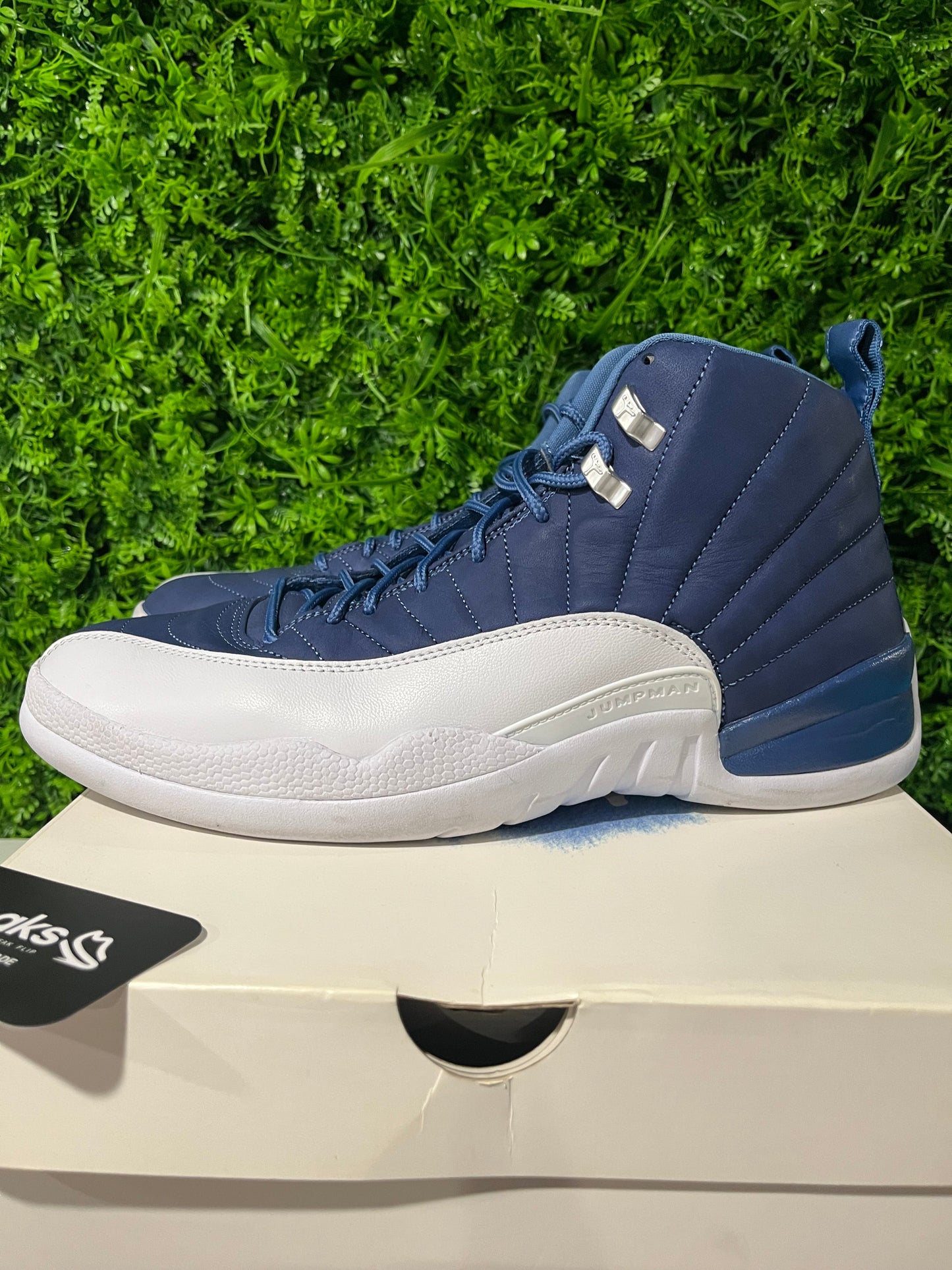 Jordan 12 Retro Indigo - Used