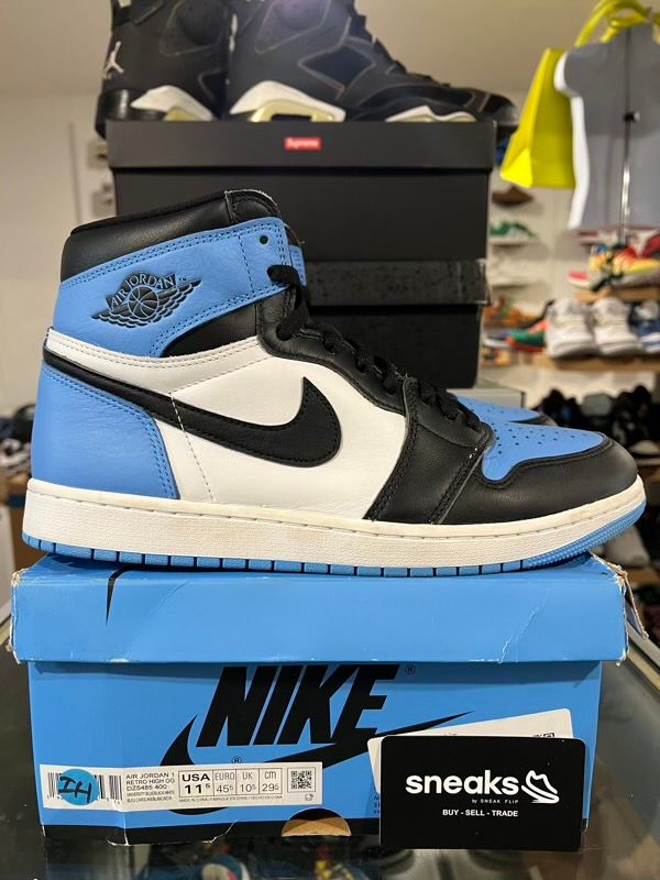 USED SIZE 11.5M Jordan 1 Retro High OG UNC Toe - Used Damaged Box